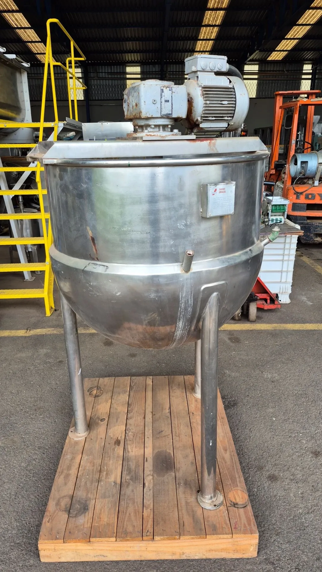 tacho-cozinhador-em-aco-inox-capacidade-300-litros