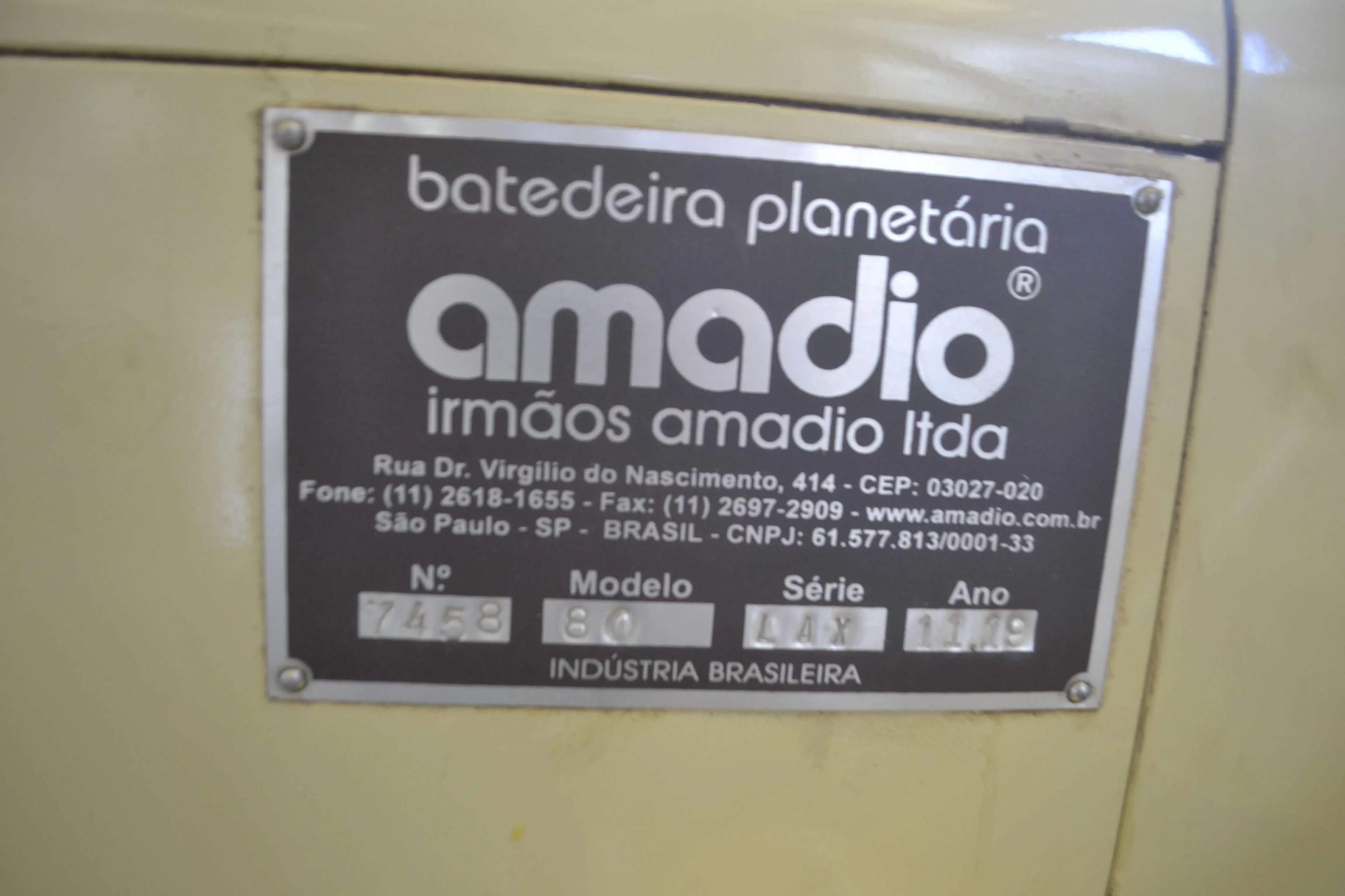 batedeira-planetaria-capacidade-80-litros-marca-amadio