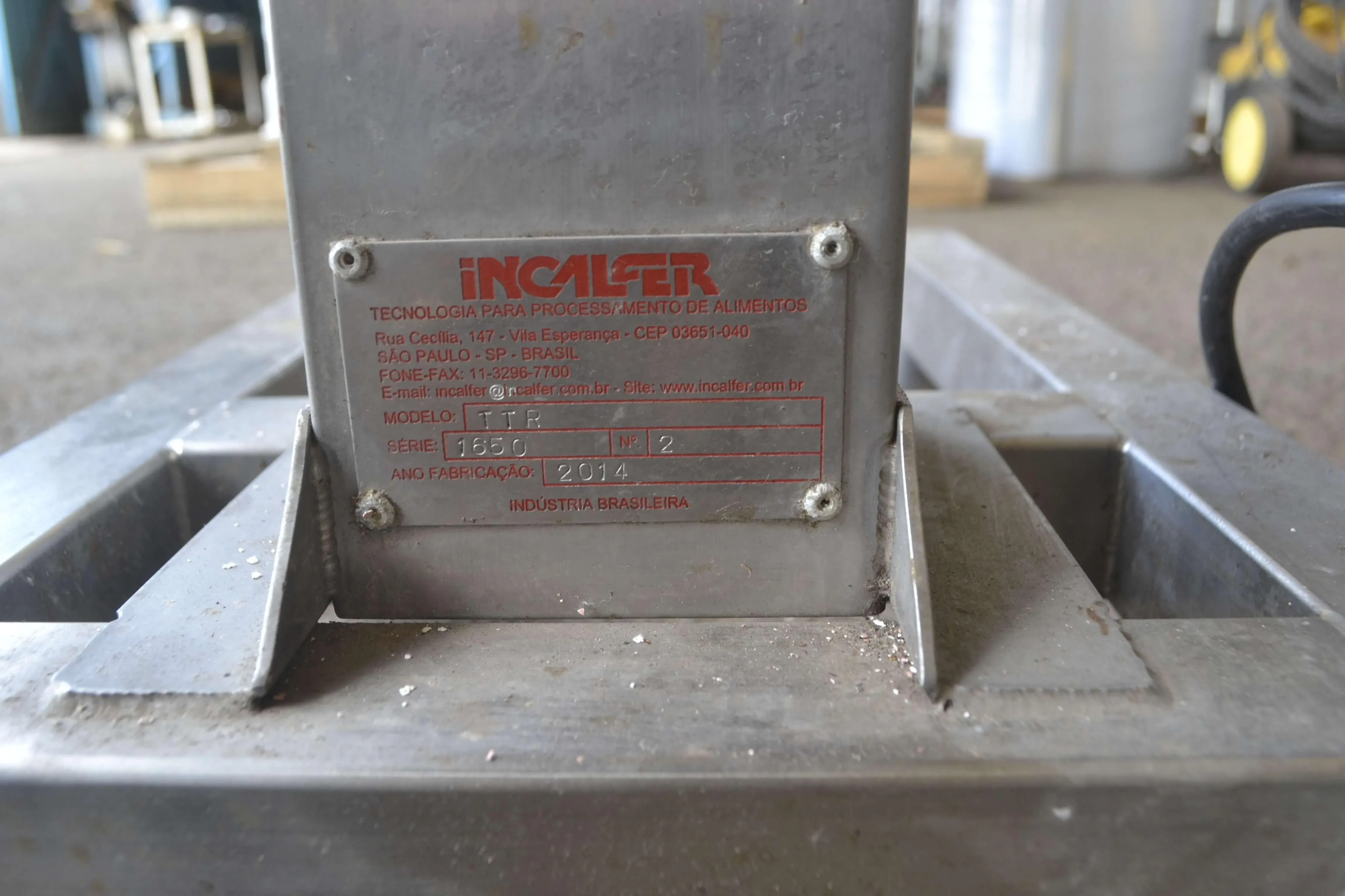 triturador-em-aco-inox-marca-incalfer