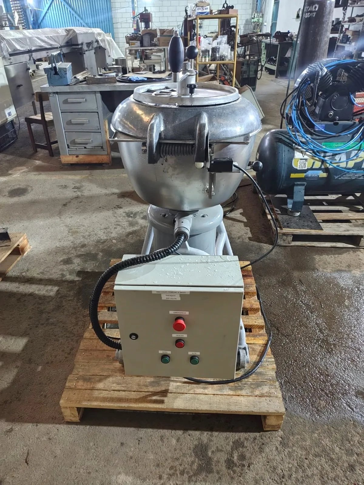 processador-universal-cutter-capacidade-40-litros-marca-geiger