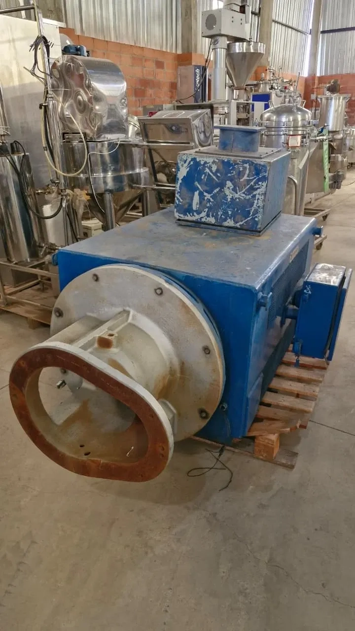 motor-de-inducao-marca-gevisa-700-cv