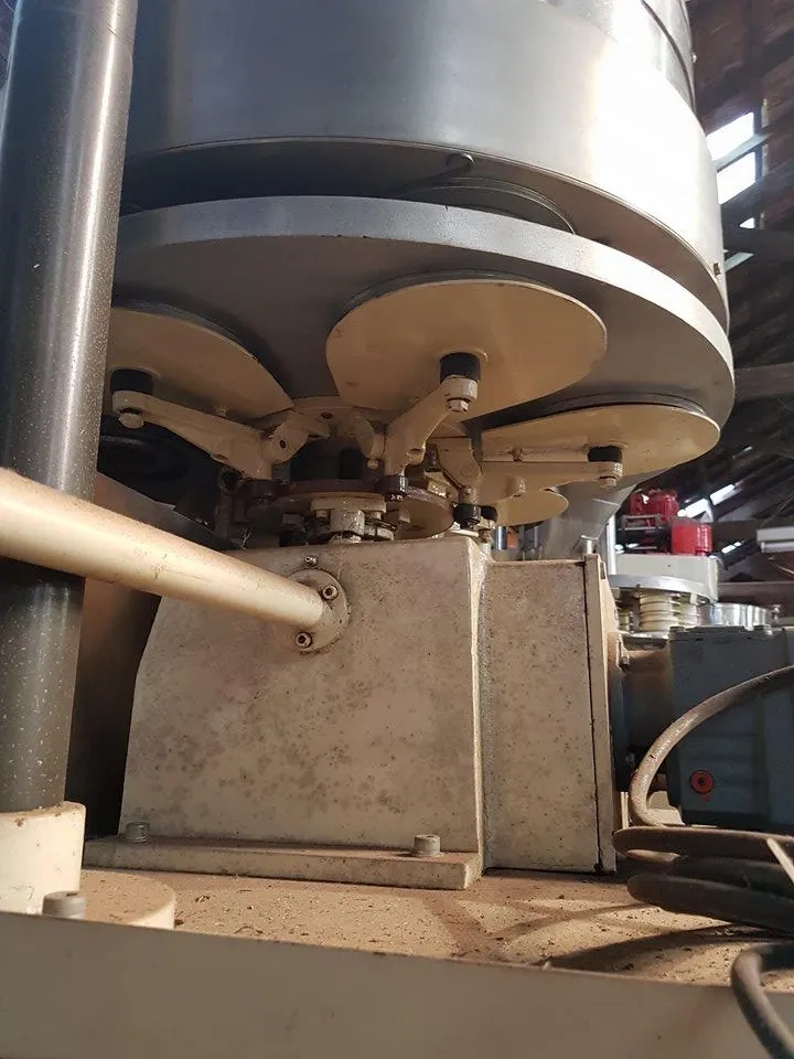 embaladora-vertical-marca-fabrima