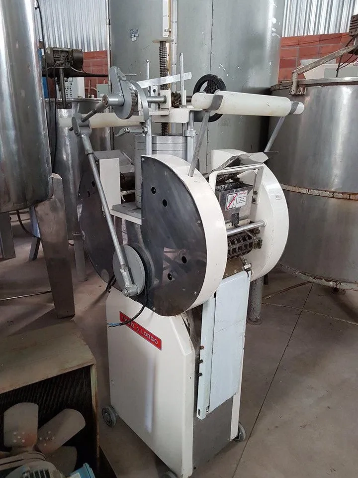 ravioleteira-para-60-kgs-longo-e-paniz