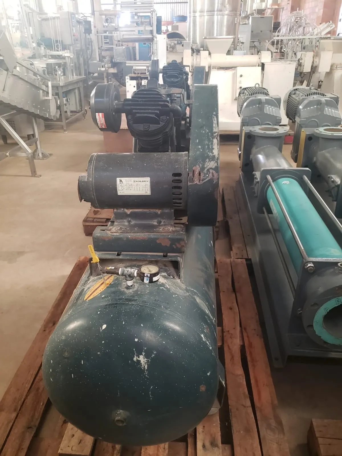 compressor-ar-comp-250-litros-chiaperini-mod-cj20apv