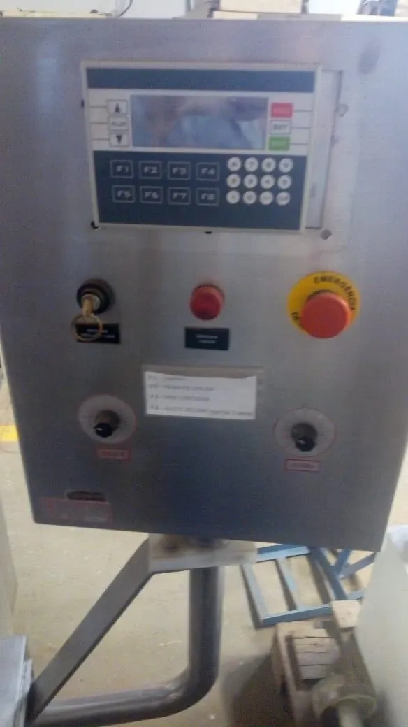 envasadora-rotativa-em-aco-inox
