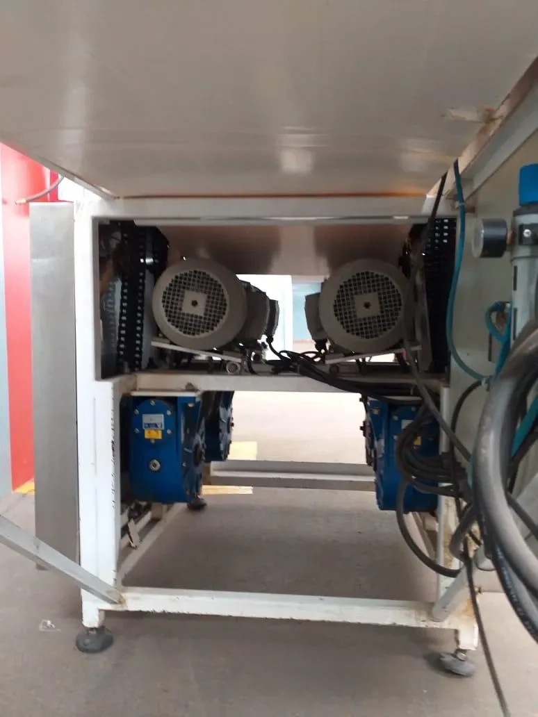 prensa-compactadora-de-massas-marca-maquilar-argentina-modelo-fh-600