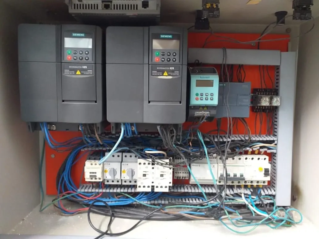 prensa-compactadora-de-massas-marca-maquilar-argentina-modelo-fh-600