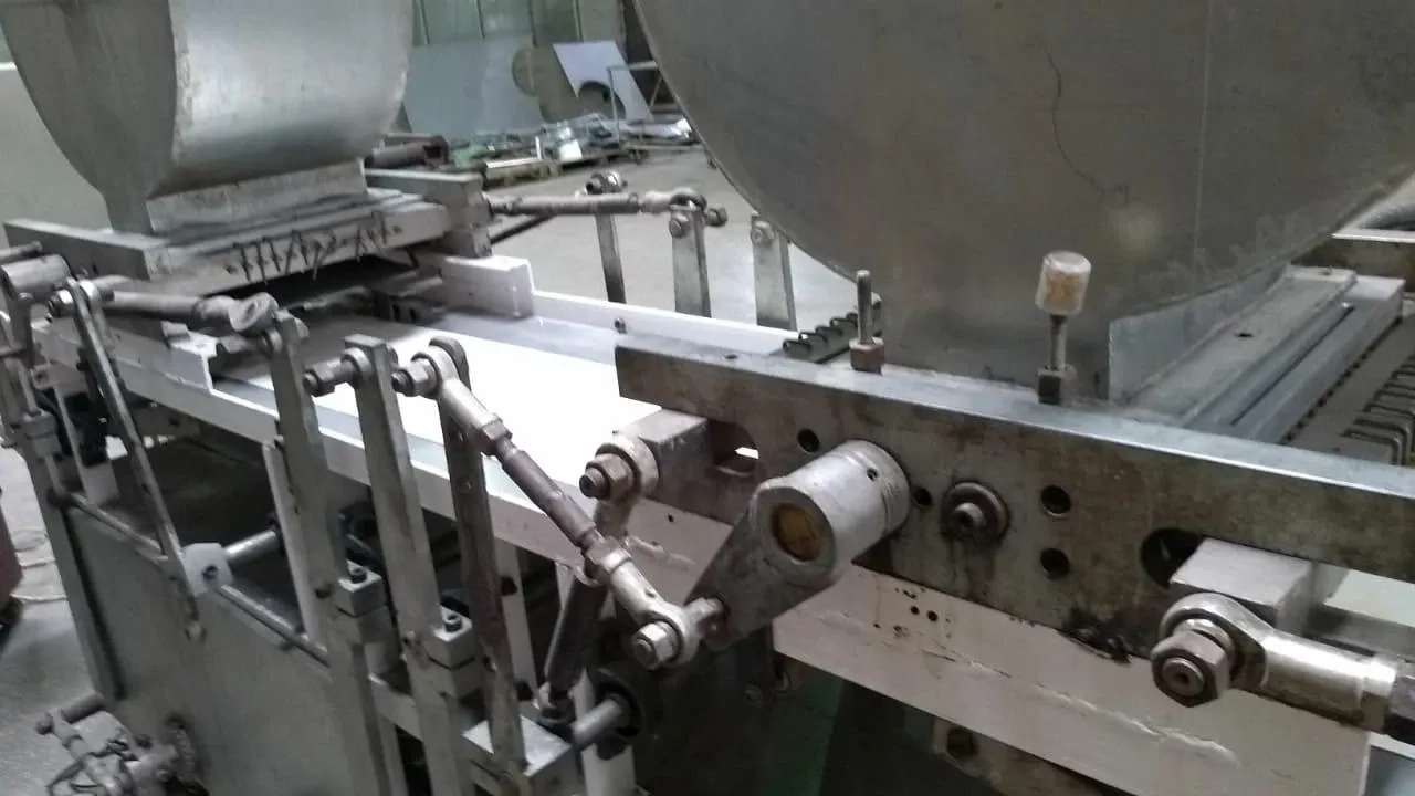 dosadora-de-chocolates-52-bicos-pirog