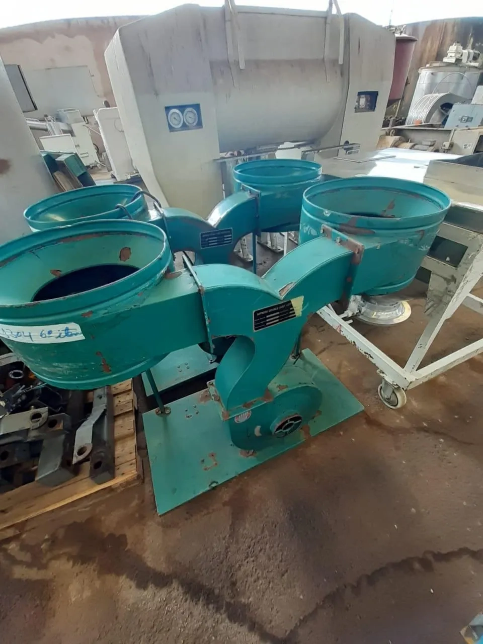 coletor-de-po-para-linha-de-producao-com-2-entradas