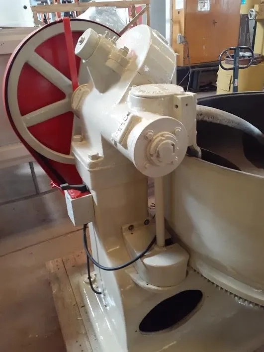 amassadeira-300-kg-de-massa-record