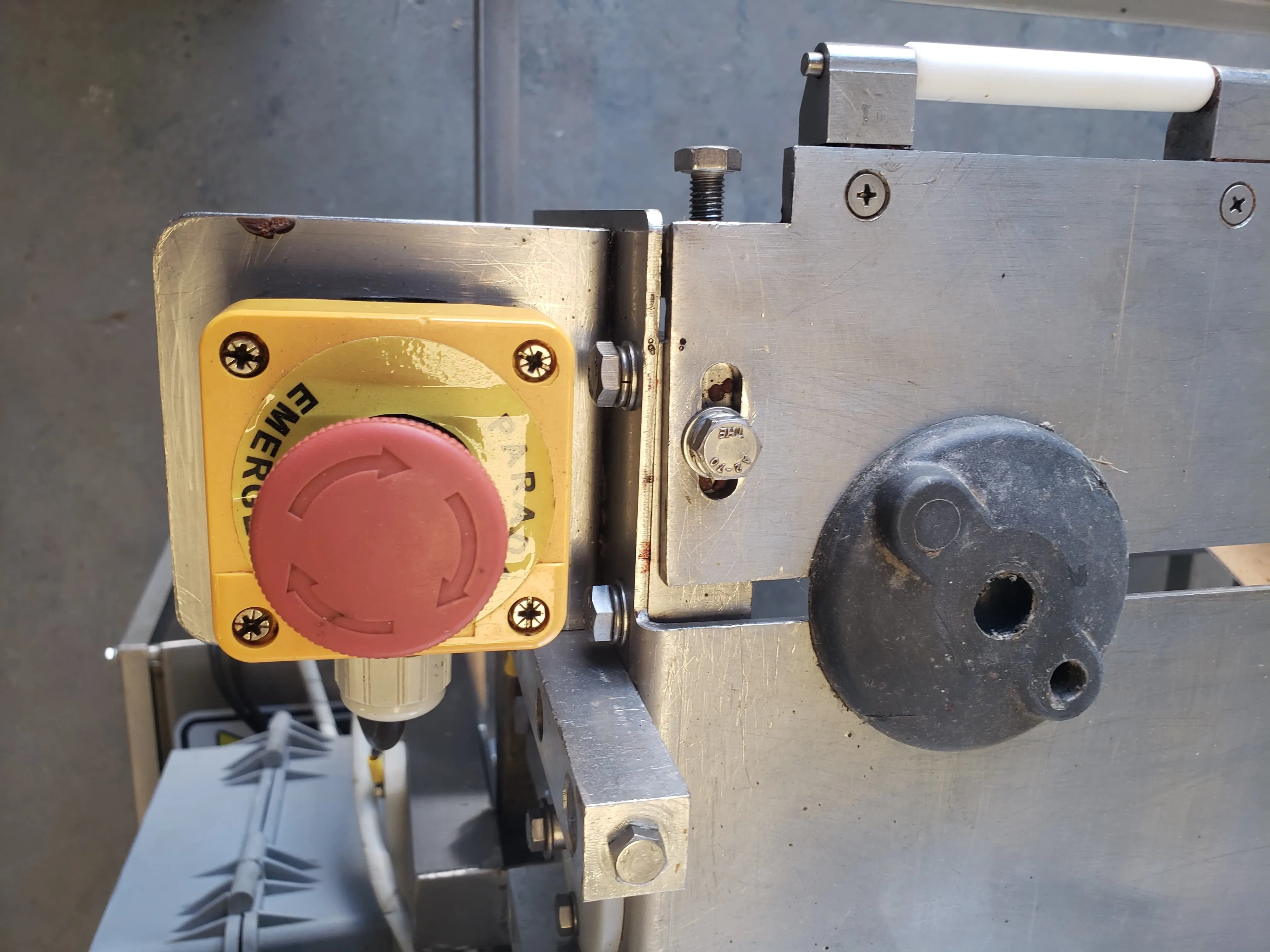 detector-metais-brapenta-quattro-tunel