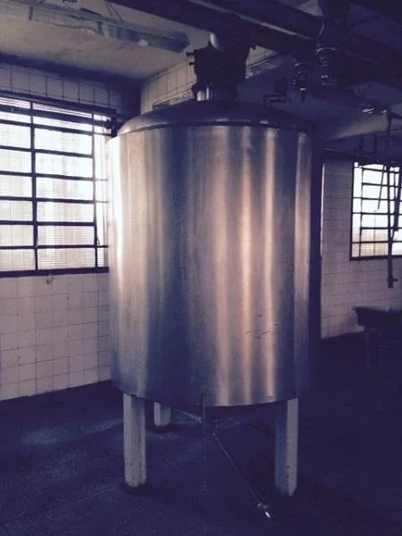 tanque-tina-de-maturacao-de-2000-litros