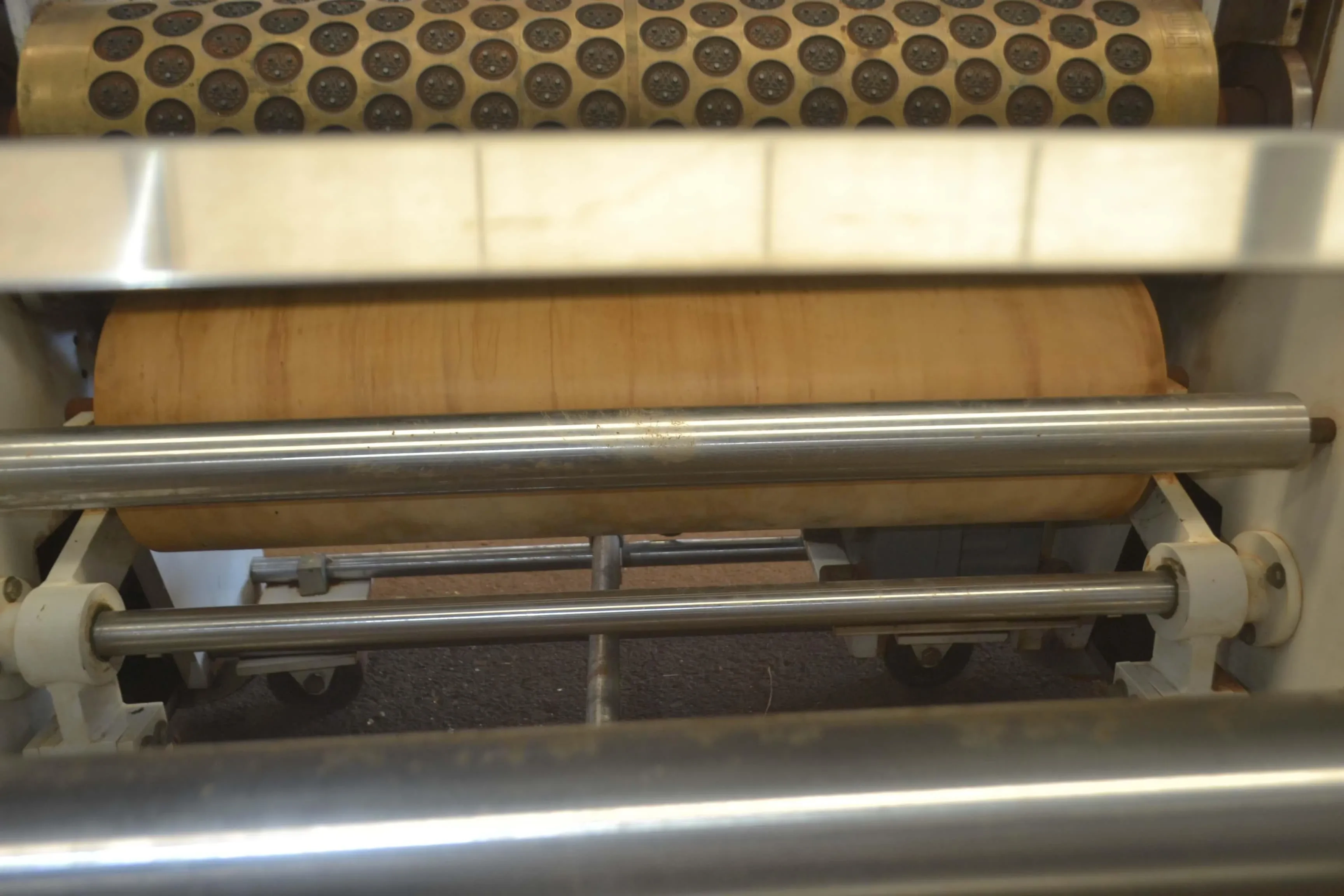 Moldadora-bolacha-laminada-1-metro