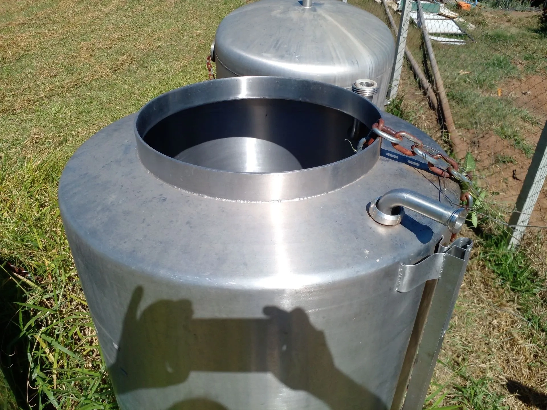 tanque-armazenamento-inox-capacidade-600-litros