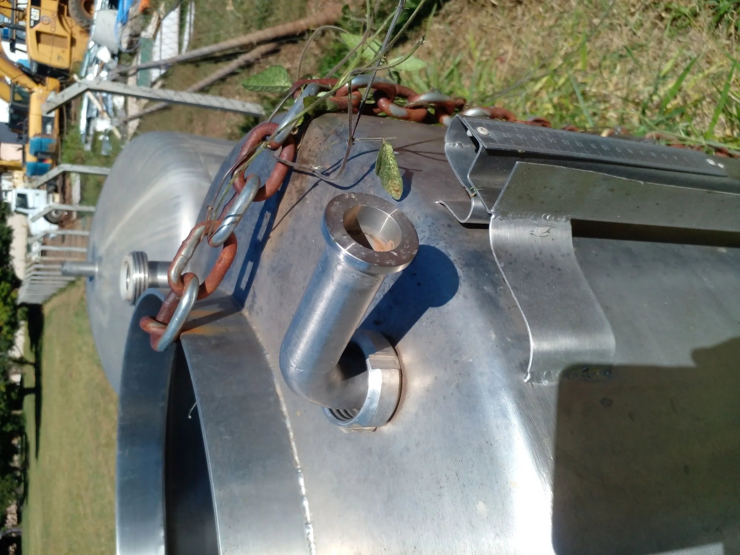 tanque-armazenamento-inox-capacidade-600-litros