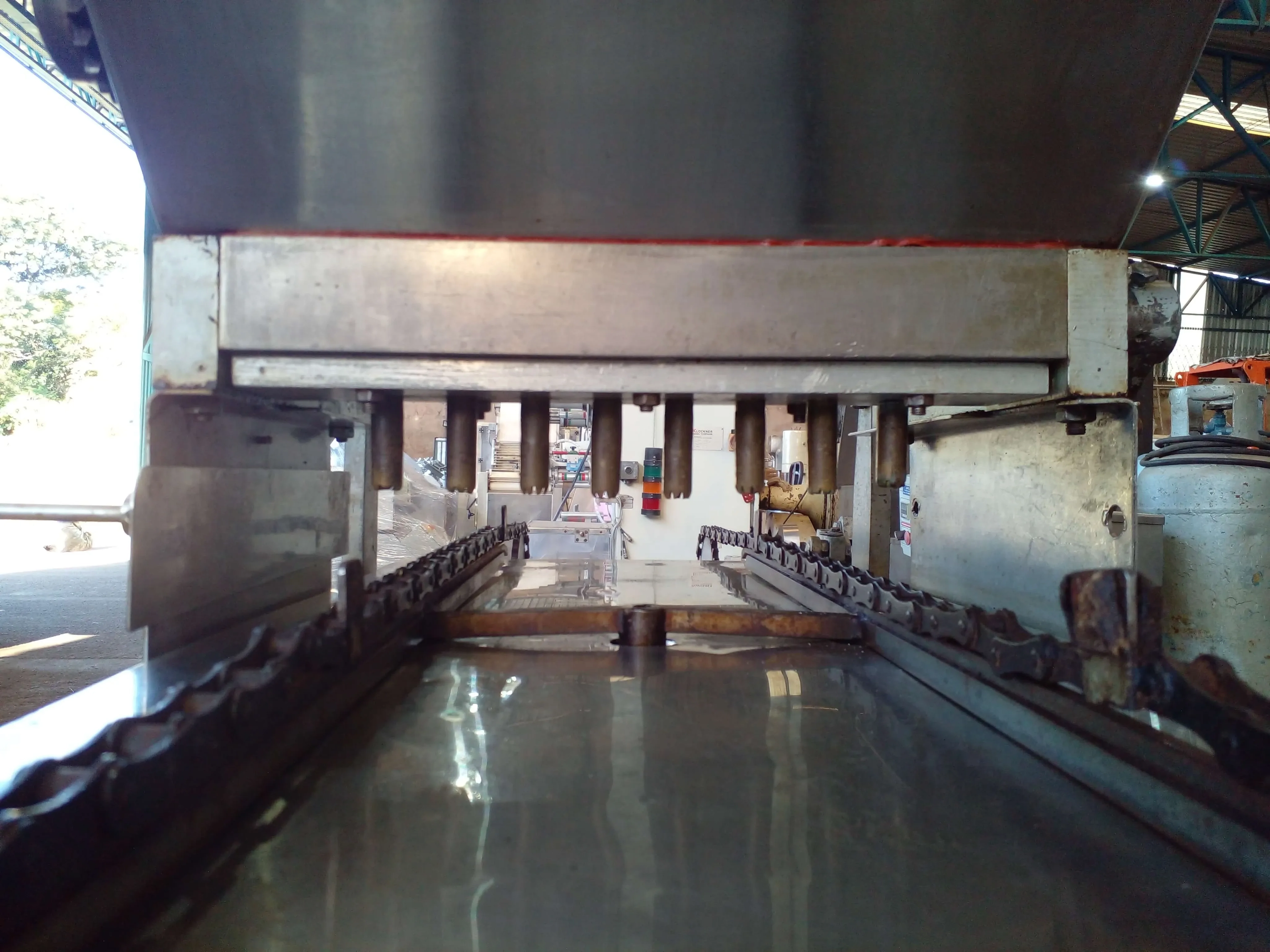 dosadora-par-liquid-e-semi-liquidos-marca-pirogg
