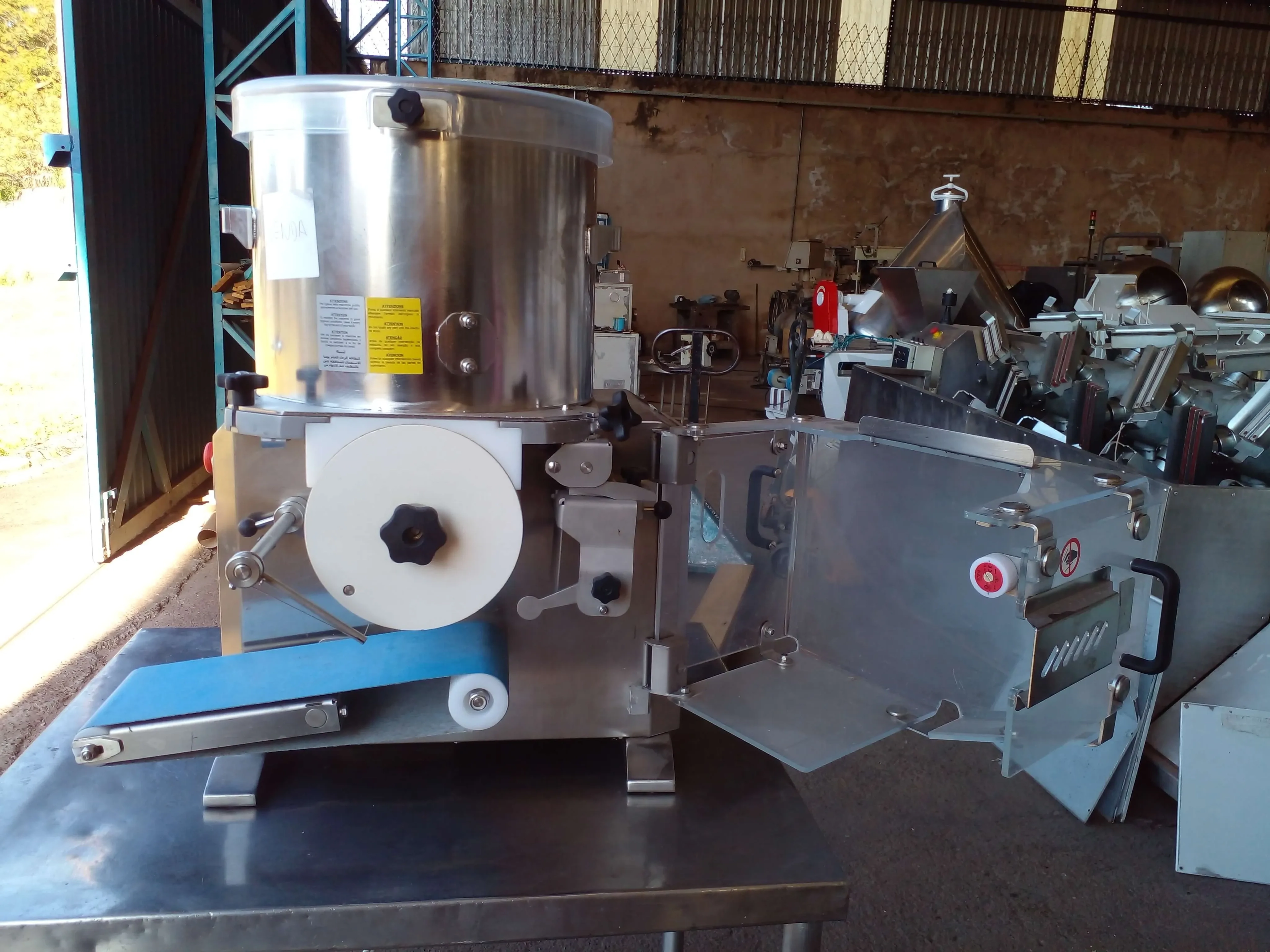 formador-automatico-de-hamburguer-marca-minerva-omega