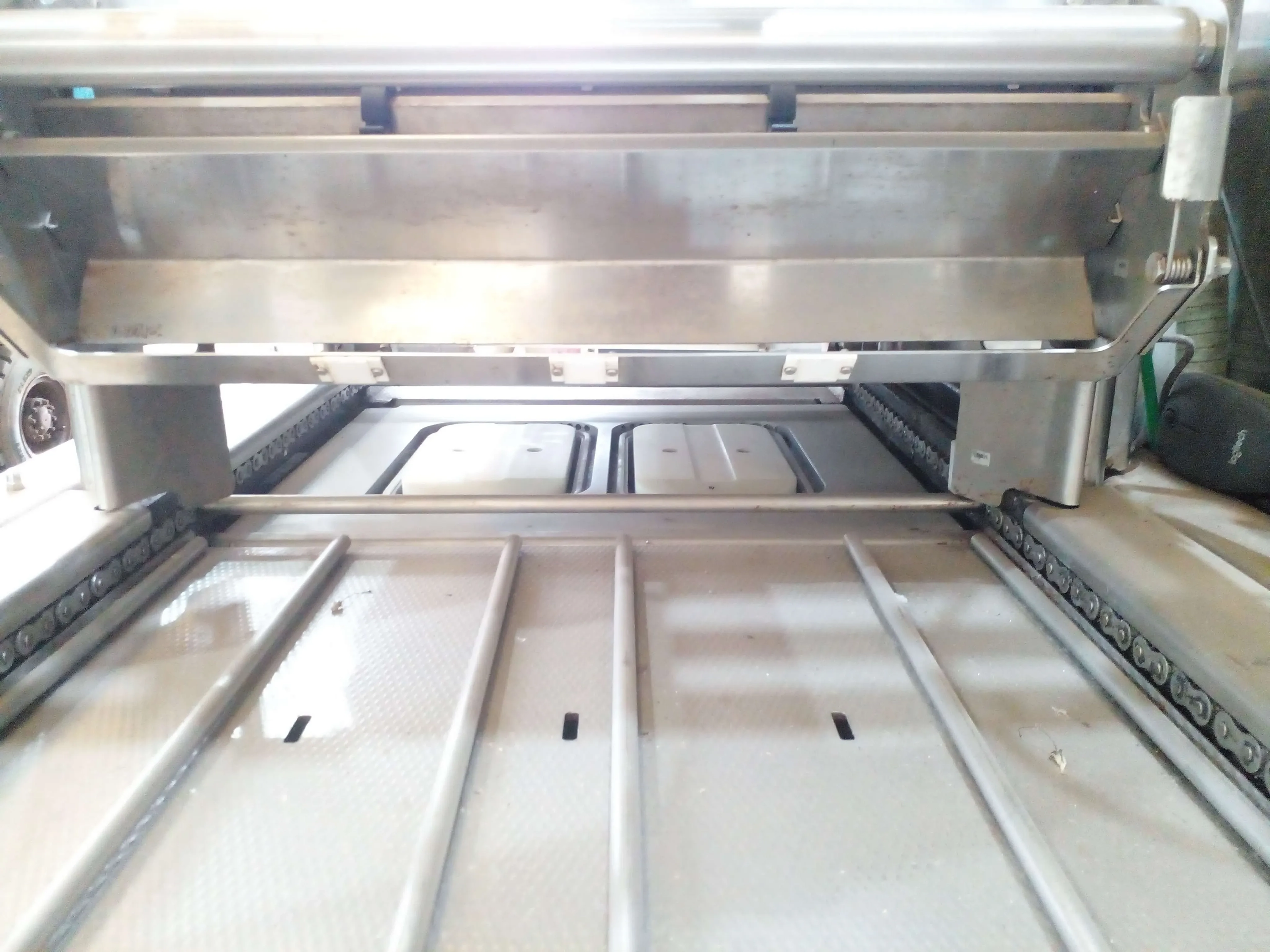 embaladora-de-bandejas-termoseladora-marca-multivac