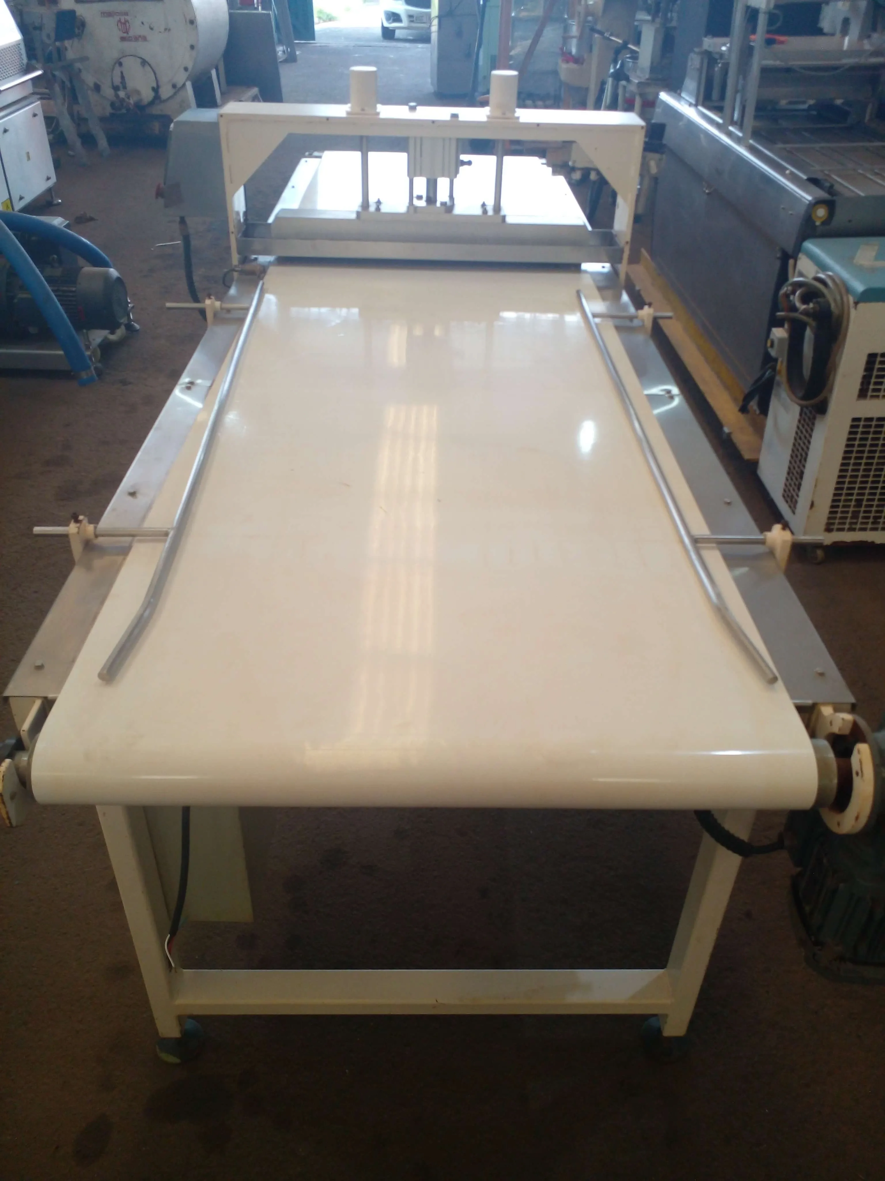 mesa-corte-marca-rsa-mod-24100050