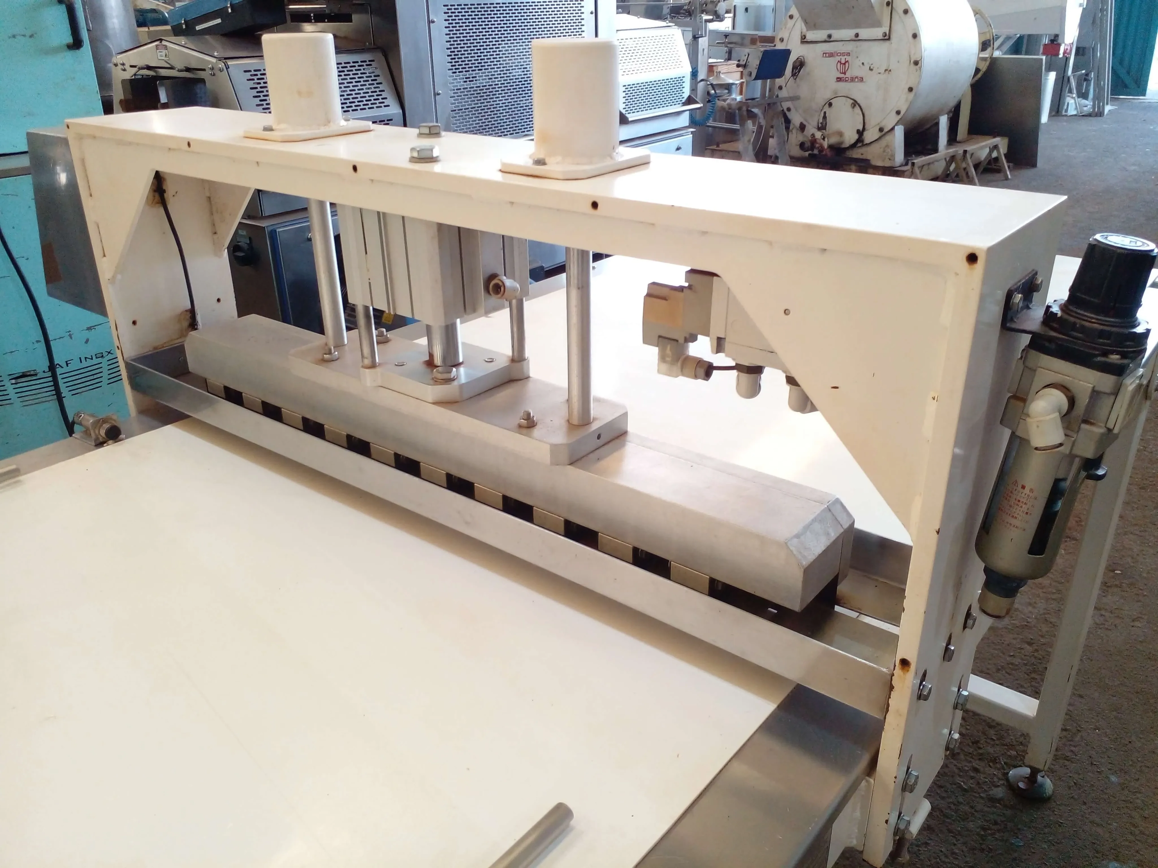 mesa-corte-marca-rsa-mod-24100050