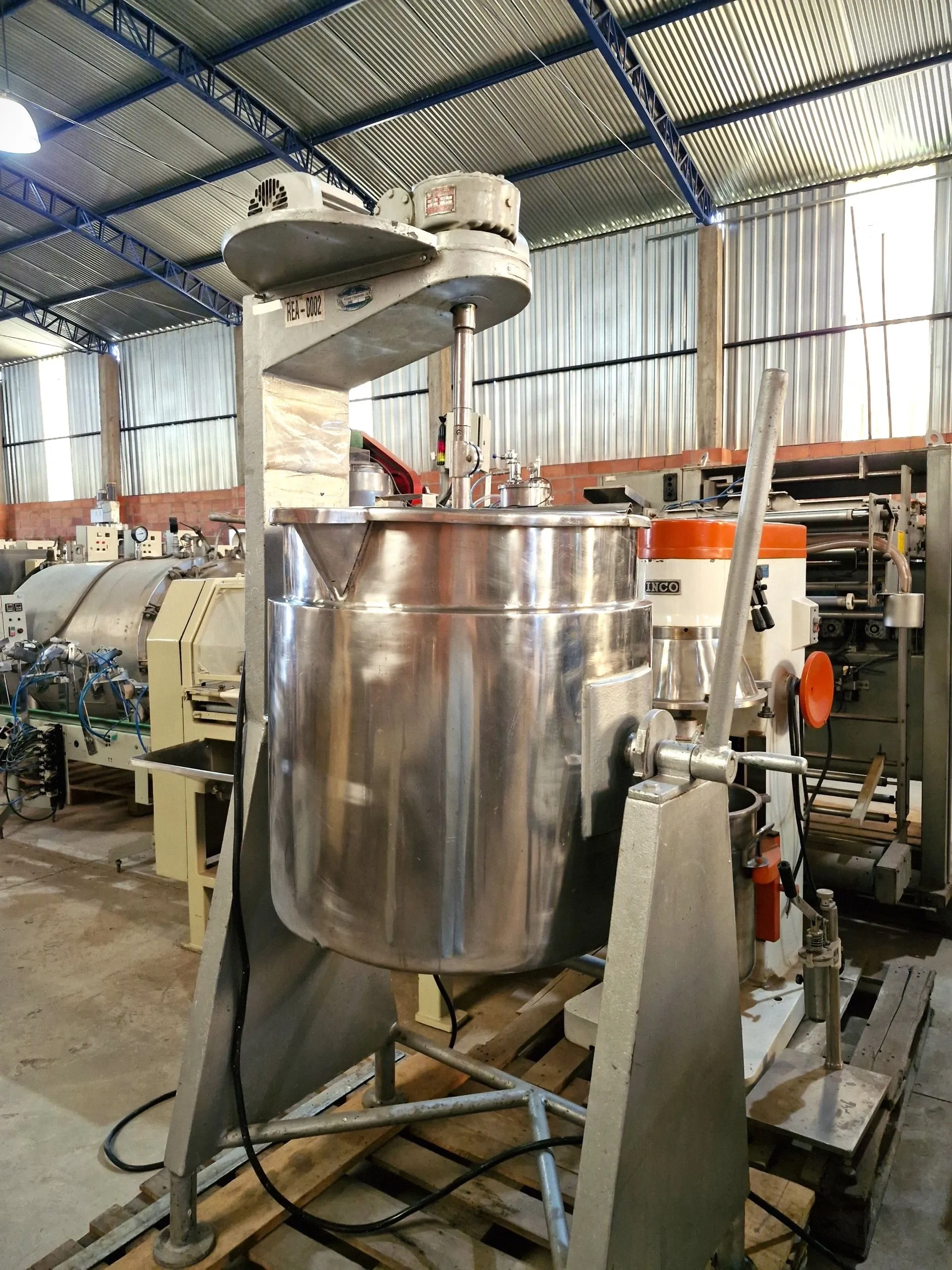 tacho-misturador-encamisado-basculante-inox-alic-imarvil