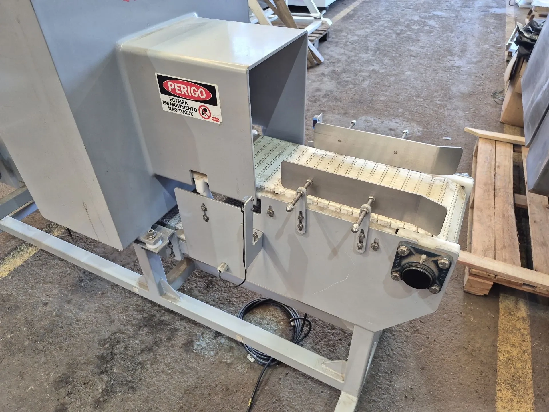 detector-metais-perfor-mod-dmh-1050001088