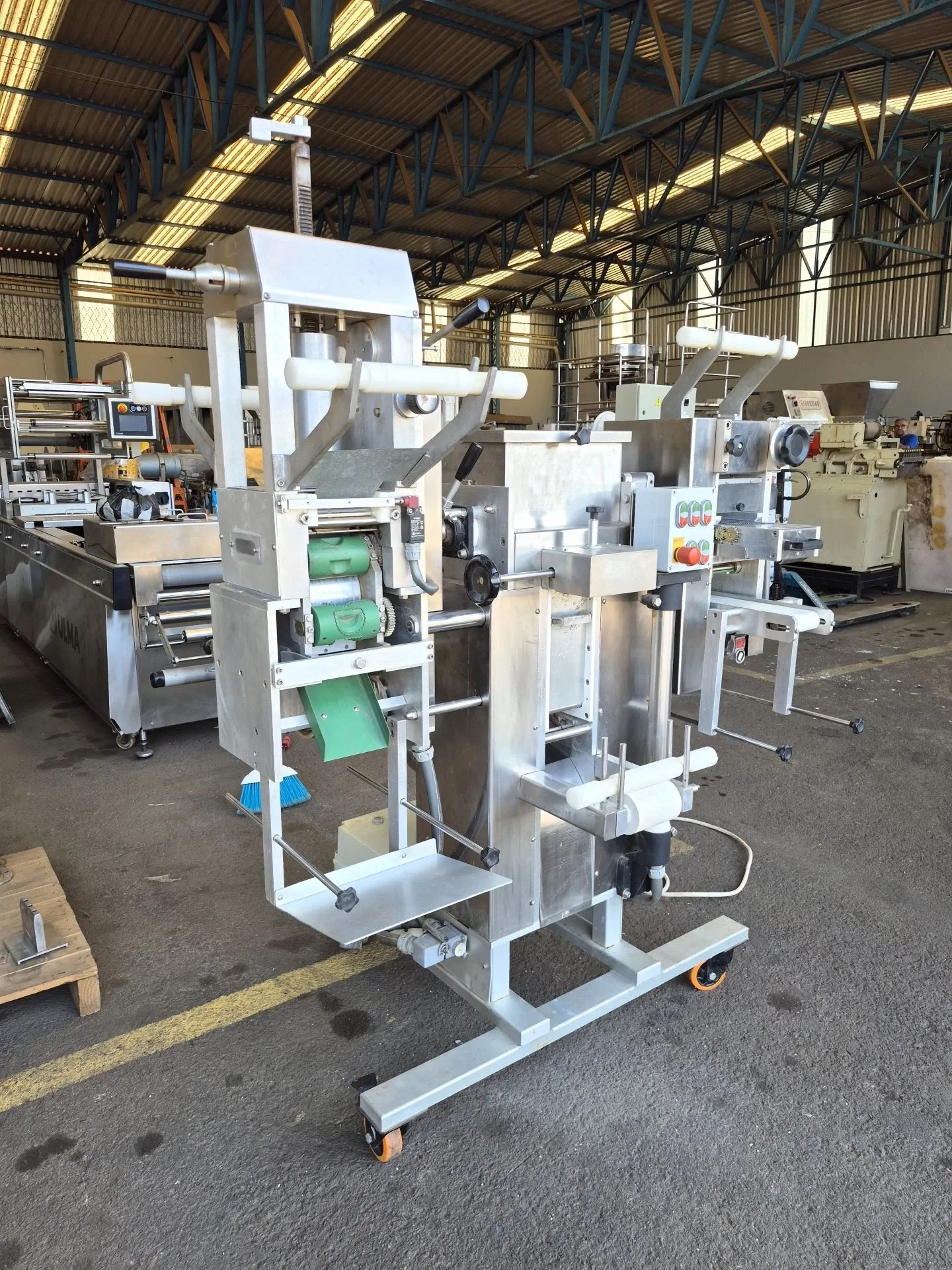 produtora-massas-marca-officina-dea-italia-modelo-combinata-d120