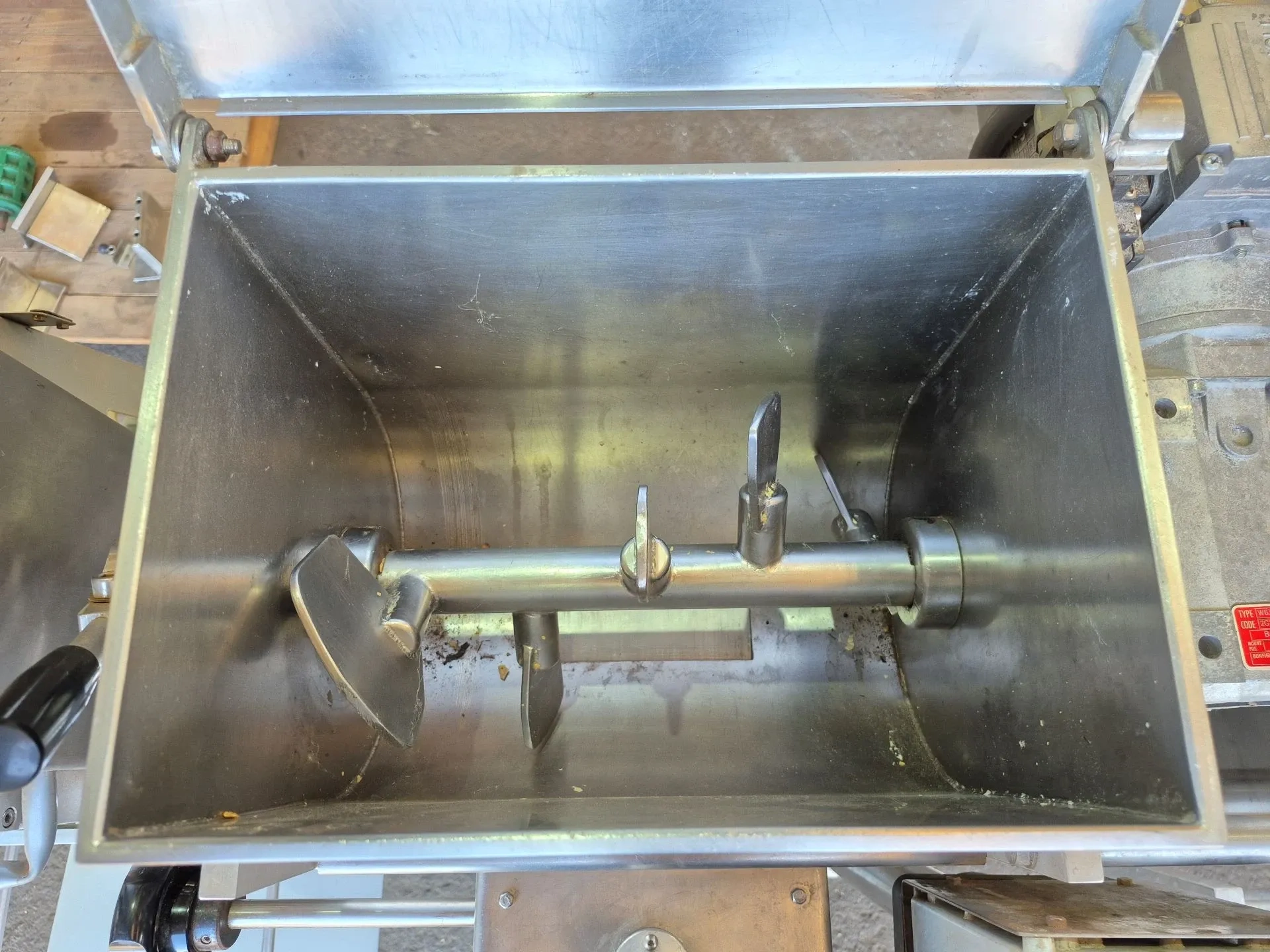 produtora-massas-marca-officina-dea-italia-modelo-combinata-d120