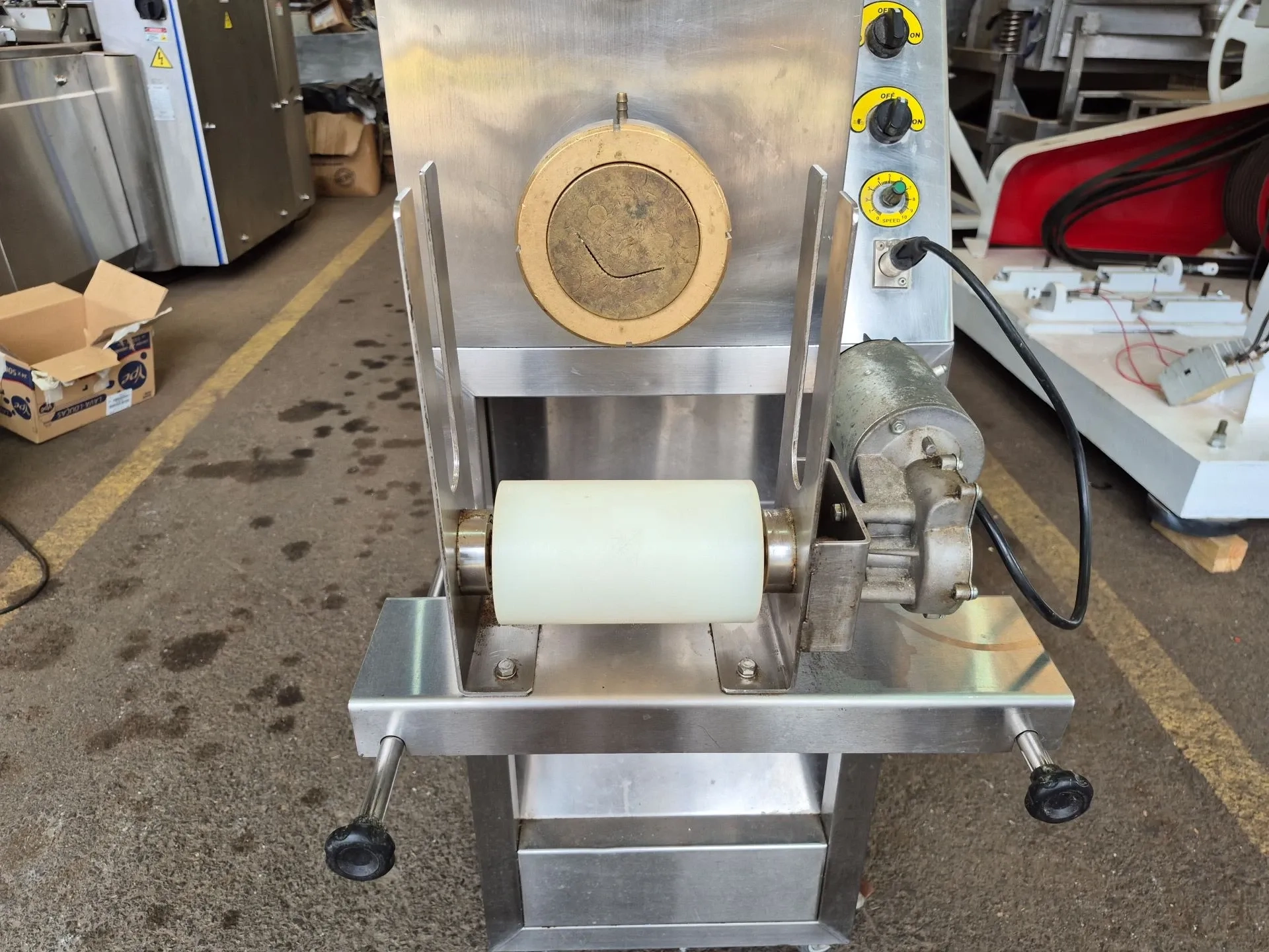 extrusora-massa-fresca-capacidade-20-kg-por-hora-marca-italvisa-modelo-pastaia-6