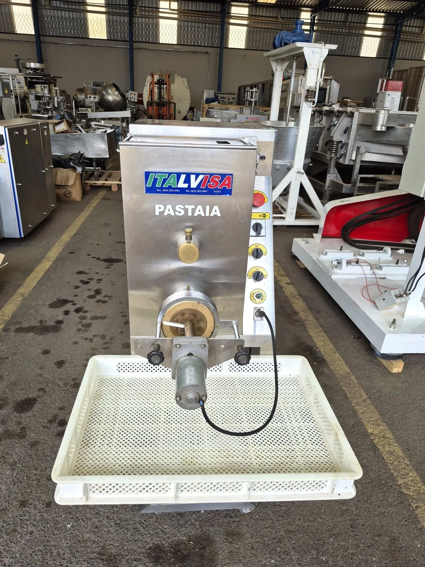extrusora-massa-fresca-capacidade-20-kg-por-hora-marca-italvisa-modelo-pastaia-6