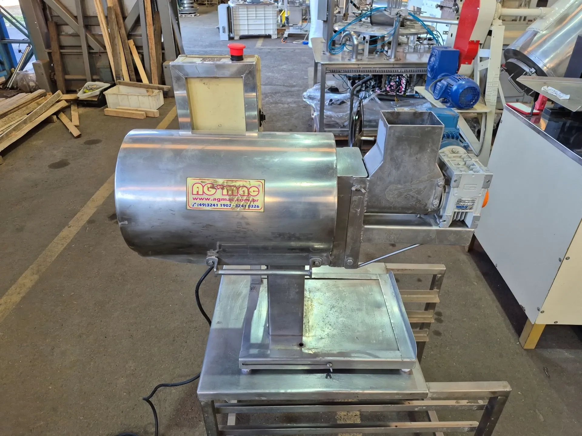 processador-triturador-inox-cap-50-kg-h-marca-agmac-mod-dp50a