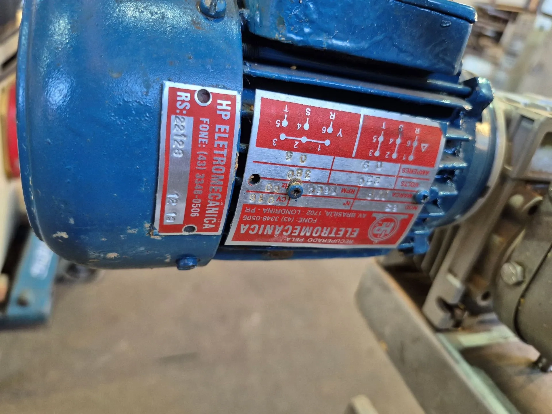 processador-triturador-inox-cap-50-kg-h-marca-agmac-mod-dp50a