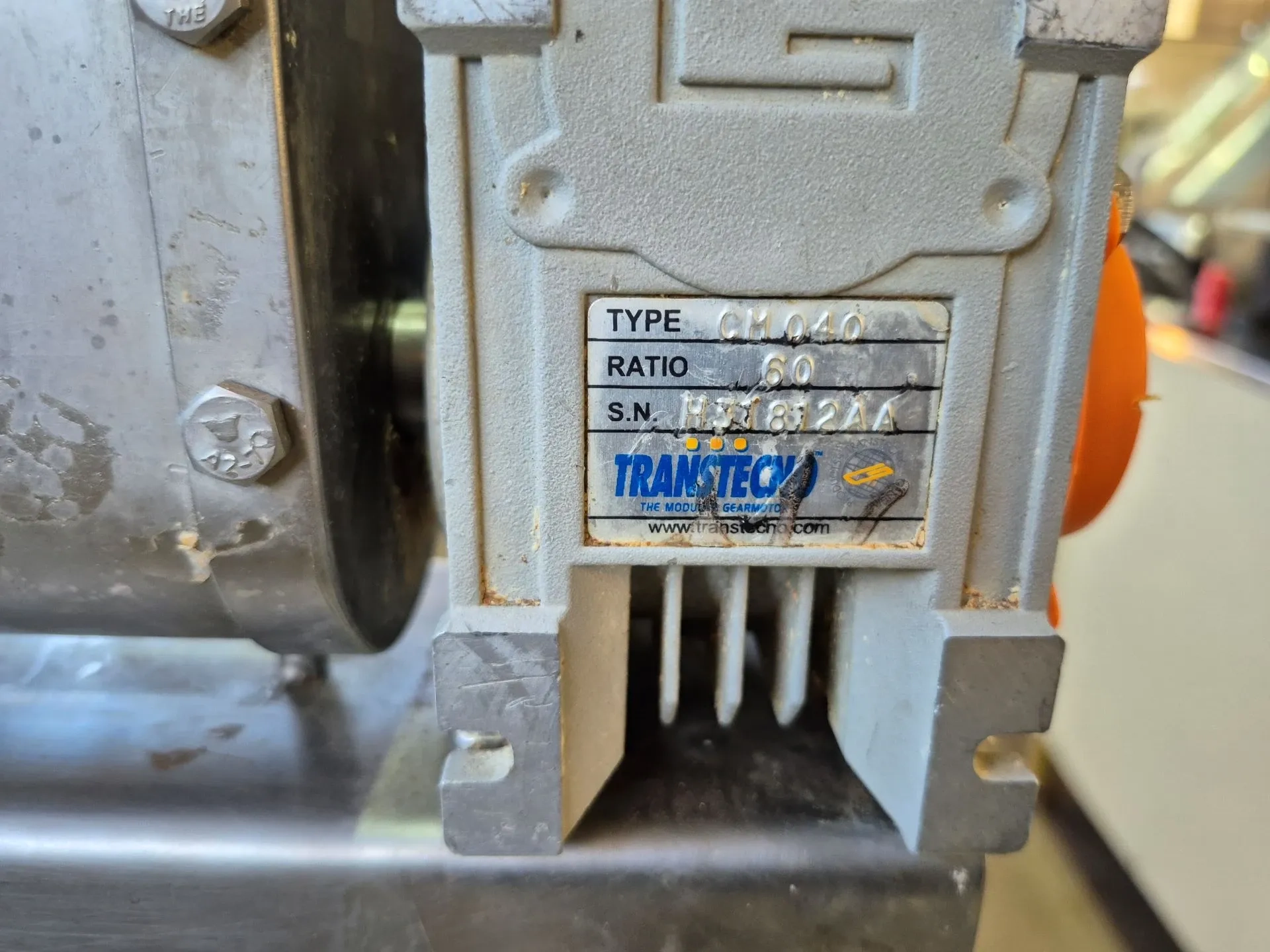 processador-triturador-inox-cap-50-kg-h-marca-agmac-mod-dp50a