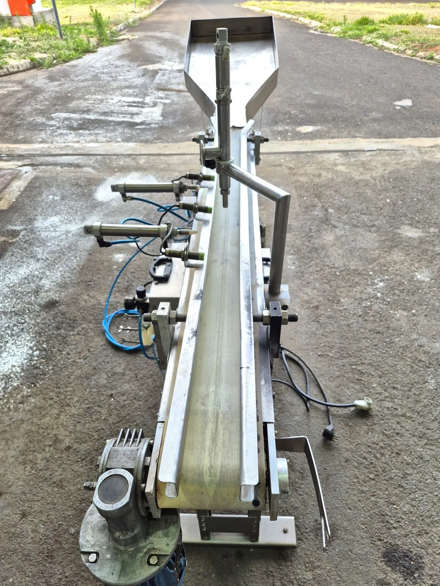 envasad-linear-1-bico-eqpe-autom-ind