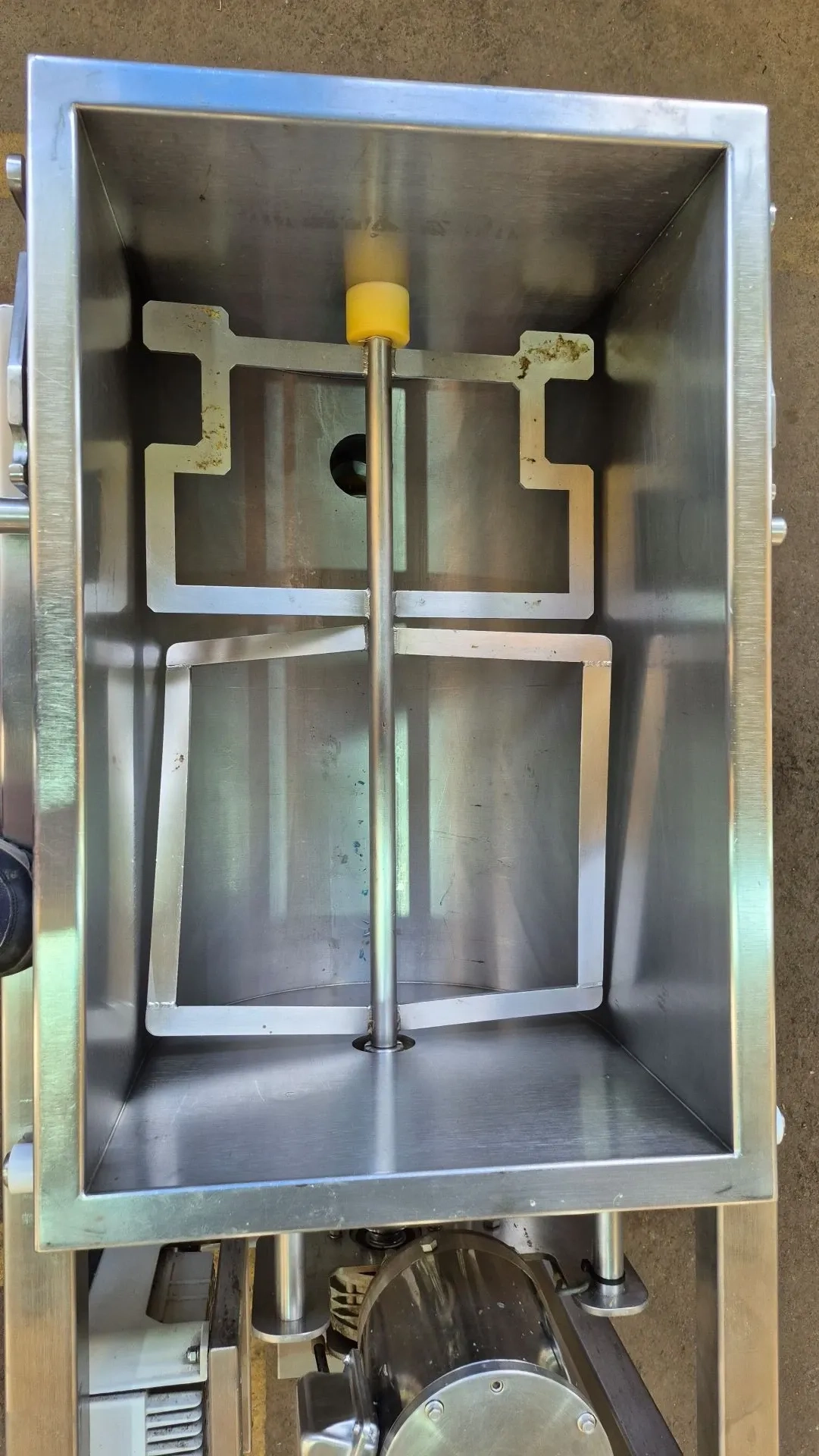 dosadora-alimentos-agitador-marca-unifiller-canada