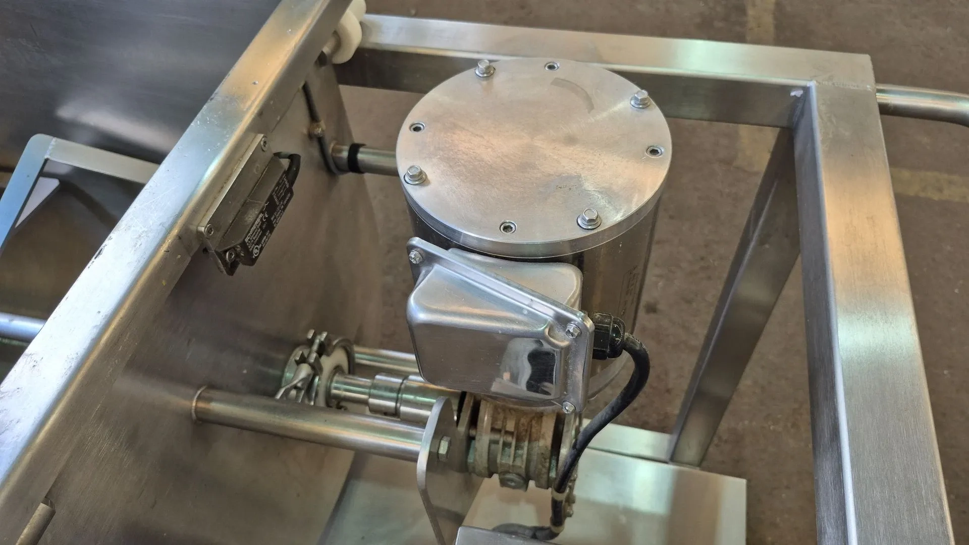 dosadora-alimentos-agitador-marca-unifiller-canada