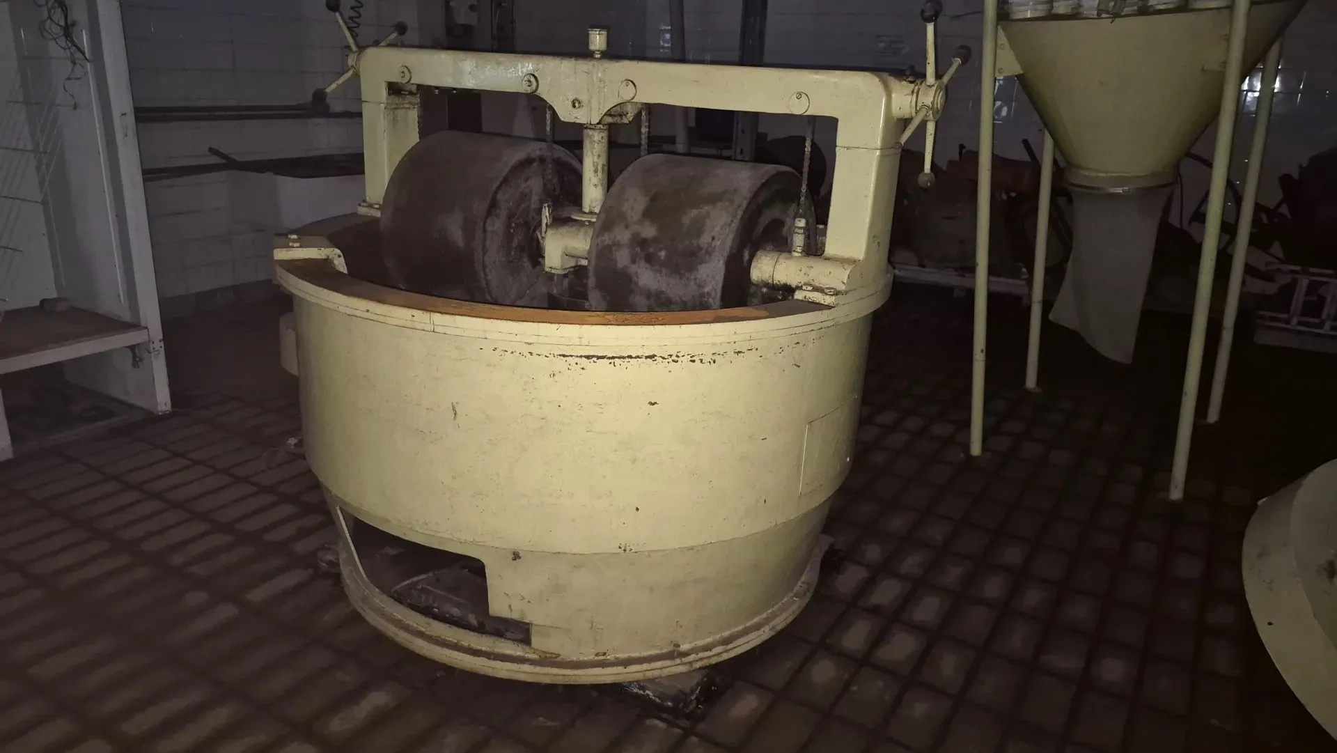 melangeur-330-litros