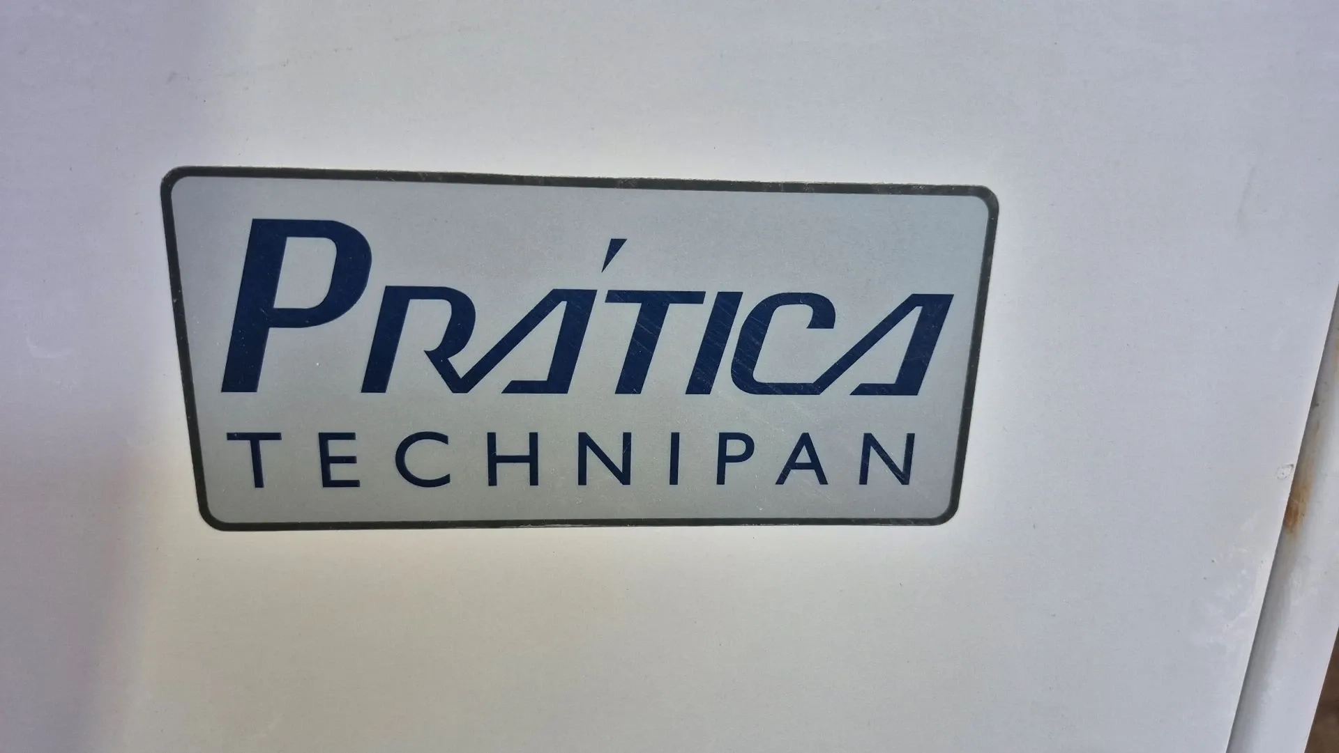 laminadora-horizontal-marca-pratica-modelo-lh-600-c