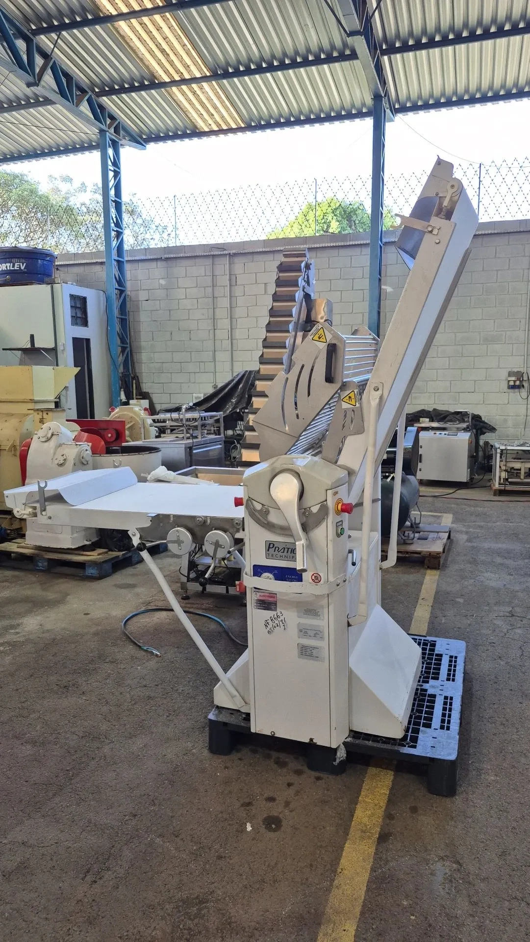 laminadora-horizontal-marca-pratica-modelo-lh-600-c