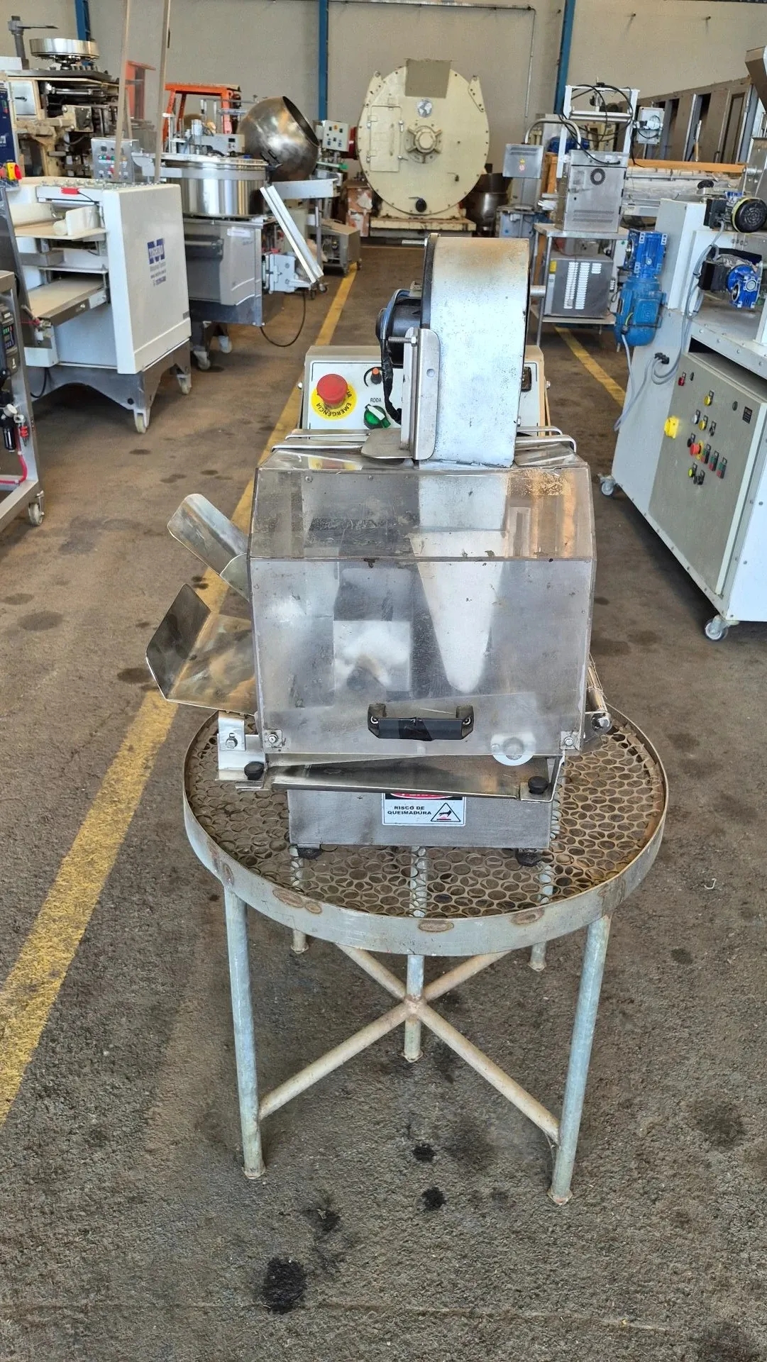 cobrideira-de-chocolates-marca-afj