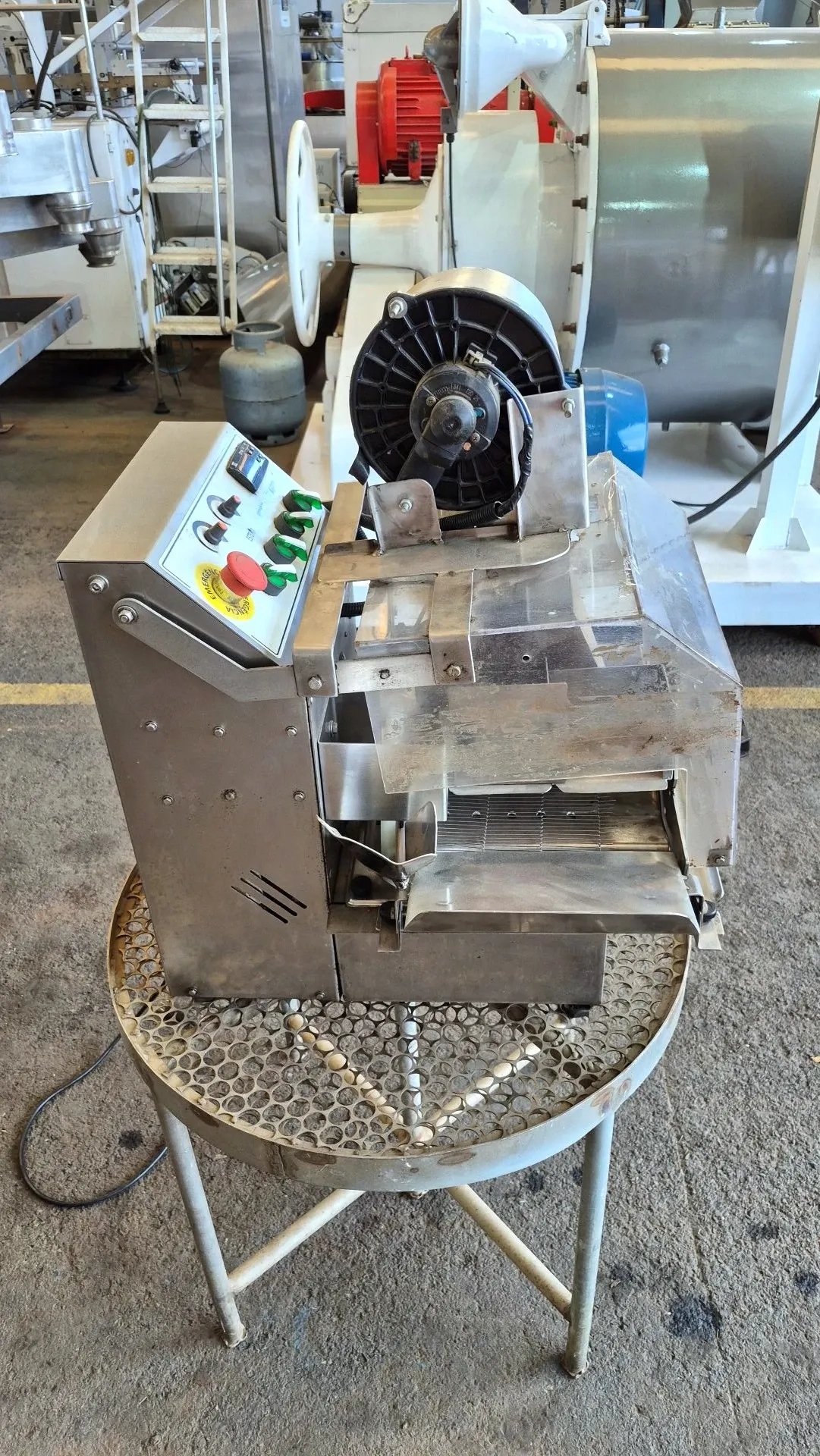 cobrideira-de-chocolates-marca-afj