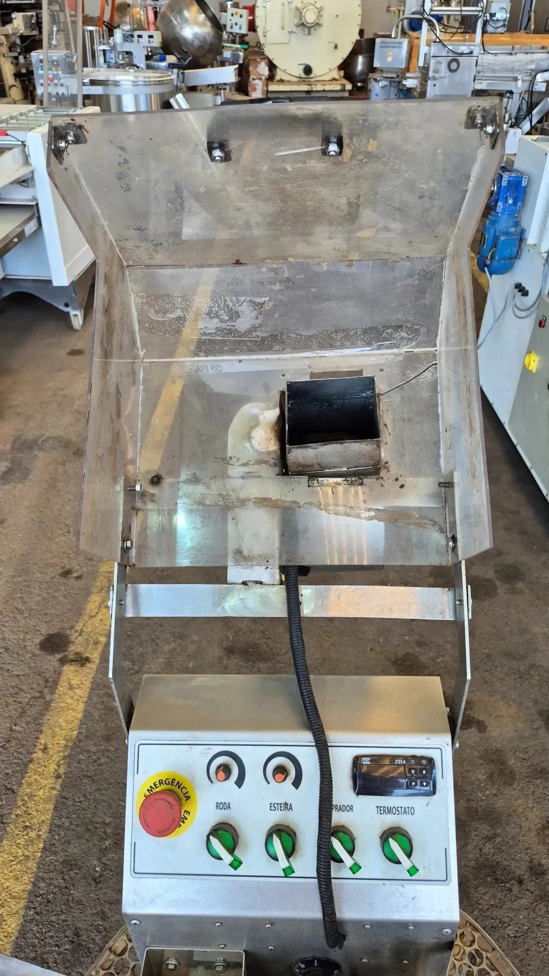 cobrideira-de-chocolates-marca-afj