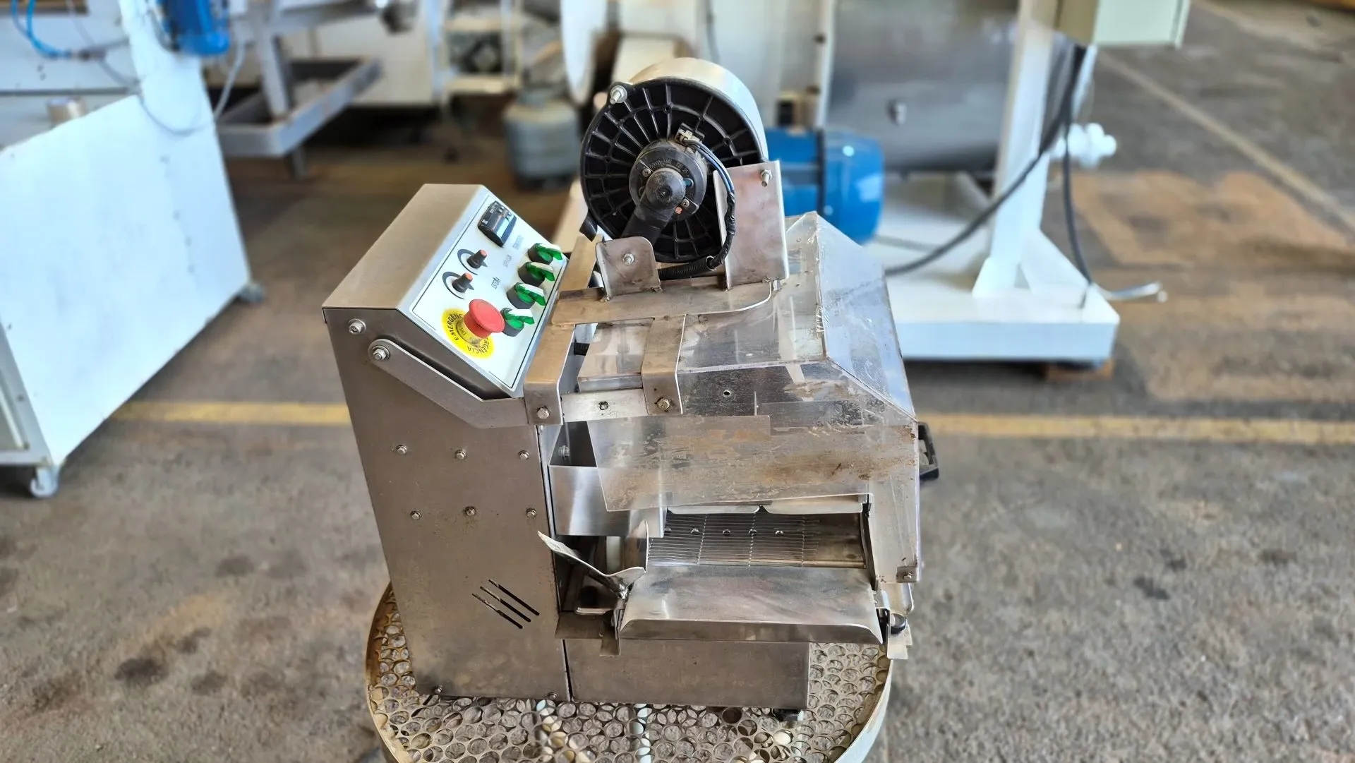 cobrideira-de-chocolates-marca-afj