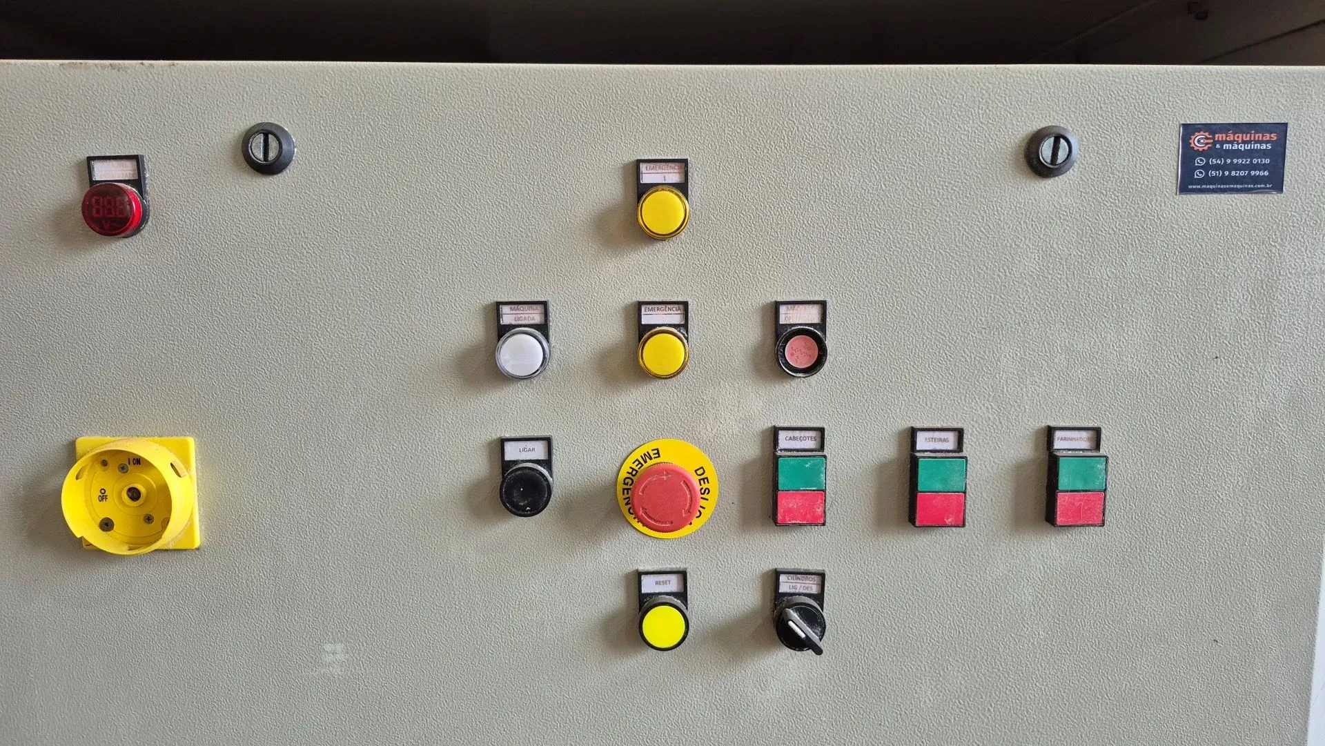 laminadora-de-massa-de-pizza-capacidade-400-kg-hora-marca-lider-industria-mecanica