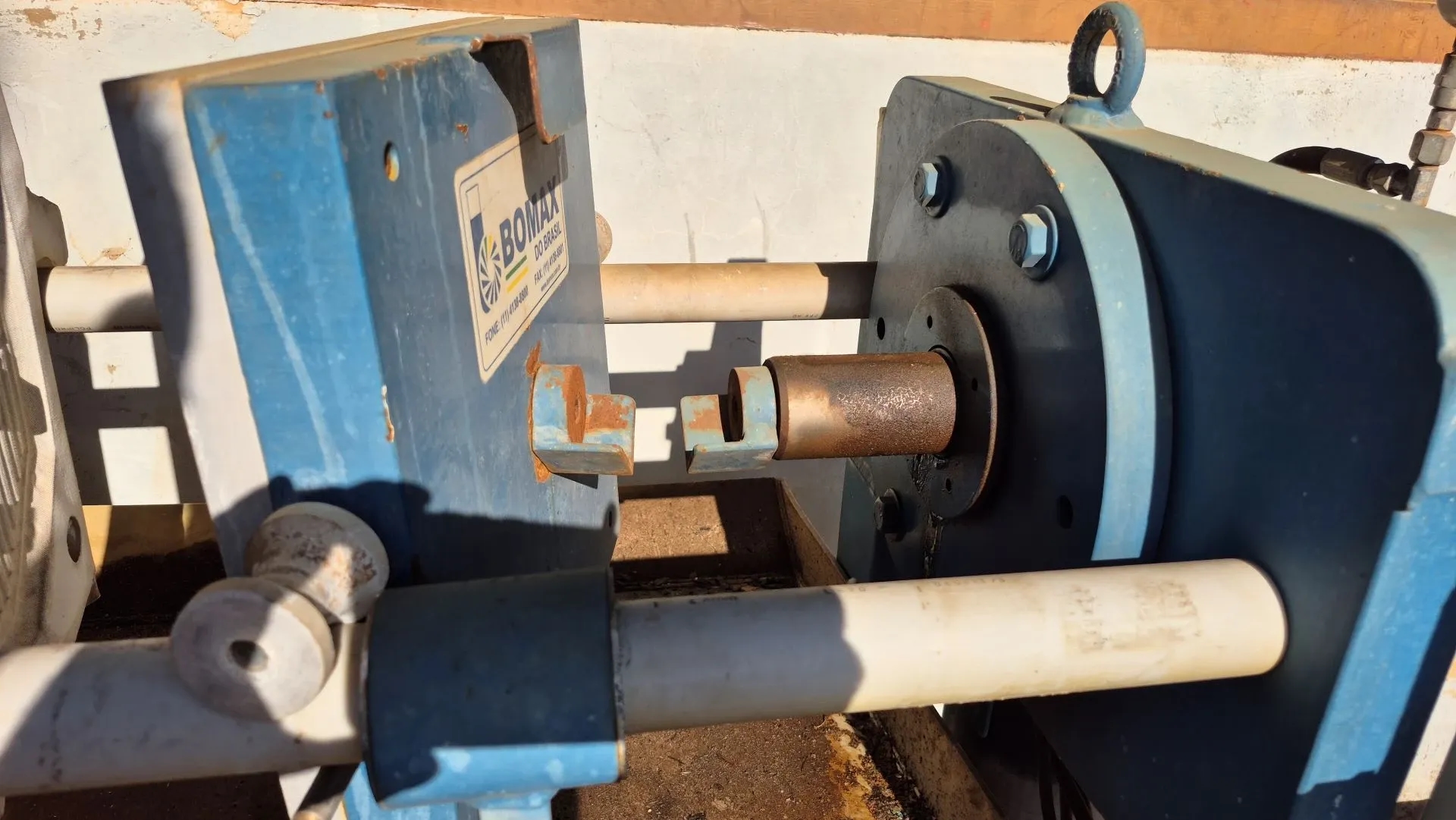 filtro-prensa-com-placas-em-polipropileno-tipo-camara-marca-bomax