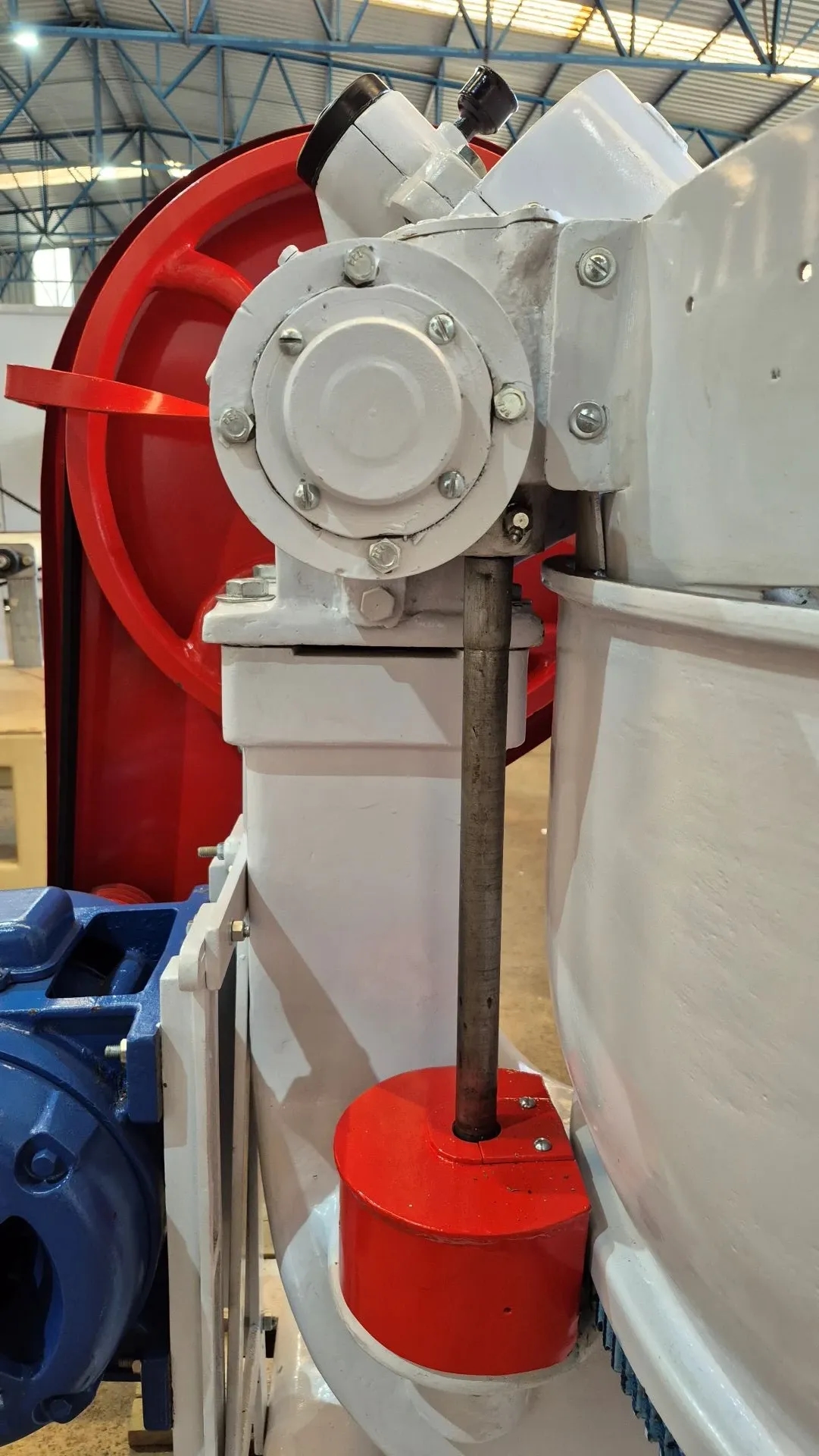 masseira-amassadeira-tipo-gancho-em-aco-carbono-capacidade-300-kg-marca-record