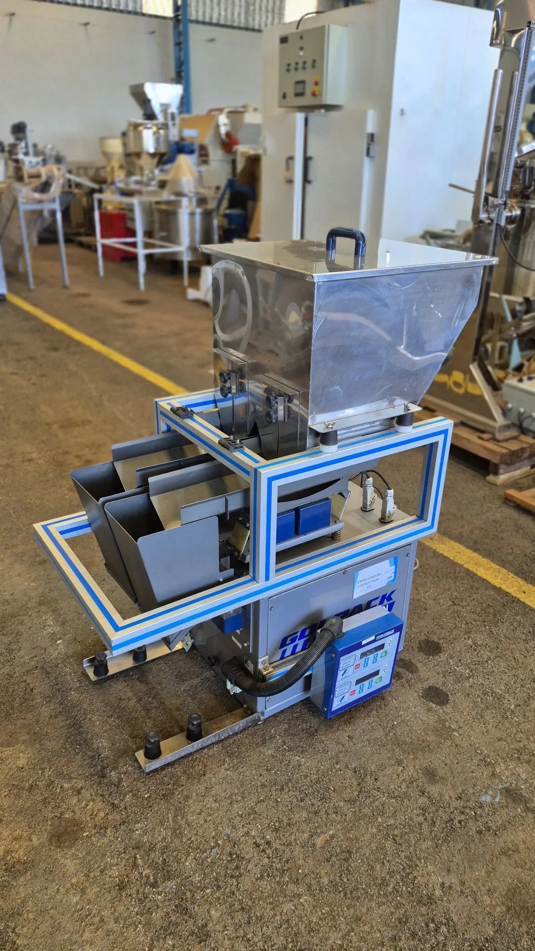 dosadora-semi-automatica-marca-golpack-modelo-twin