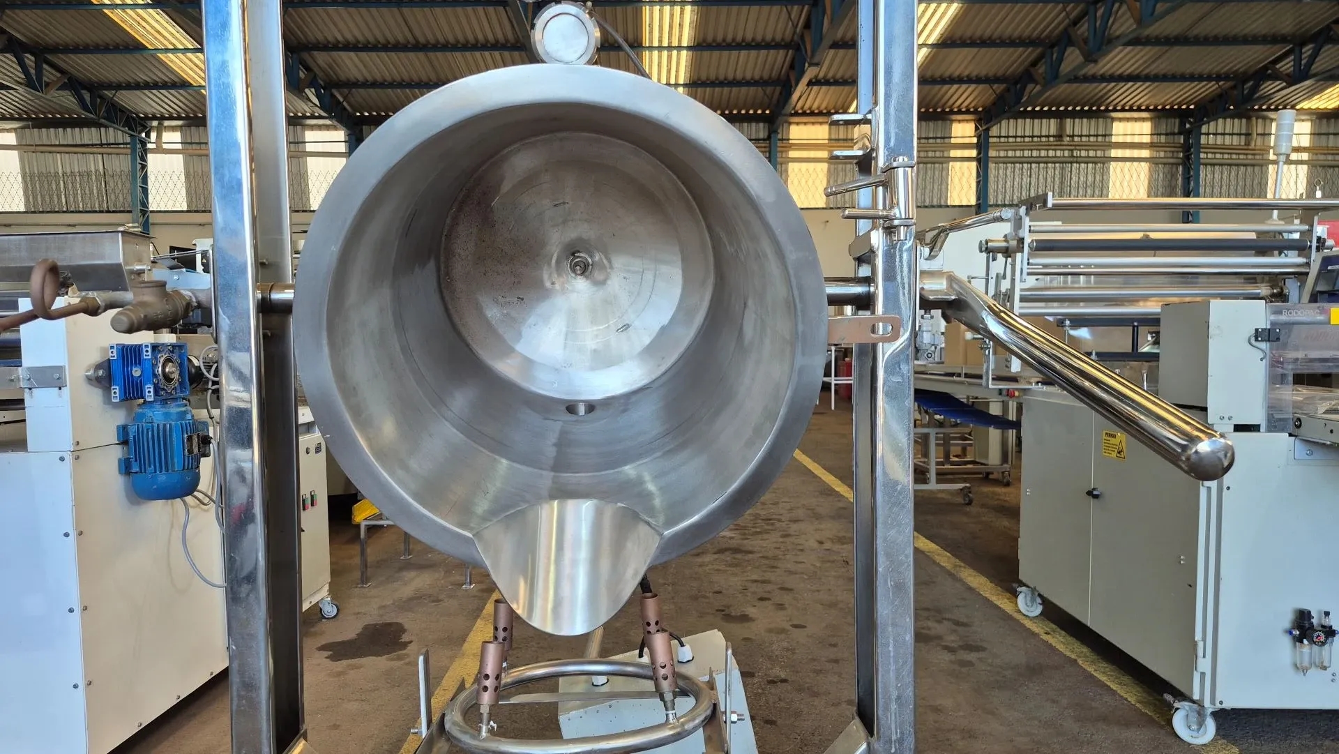 tacho-cozinhador-a-gas-capacidade-50-litros-marca-maxmachine-modelo-ta-50