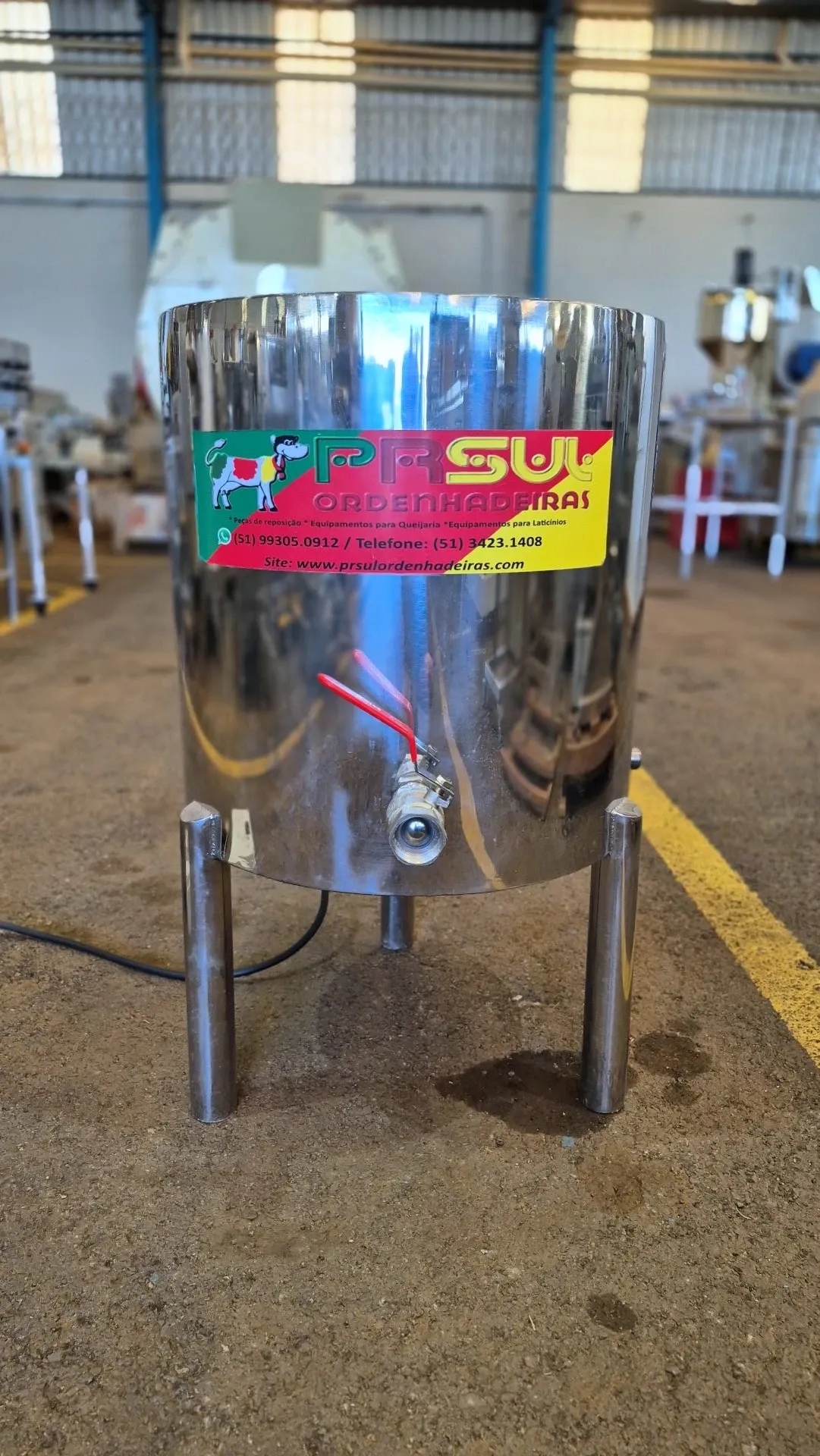 tanque-reserv-encamisado-eletrico-capacidade-70-litros-marca-pr-sul