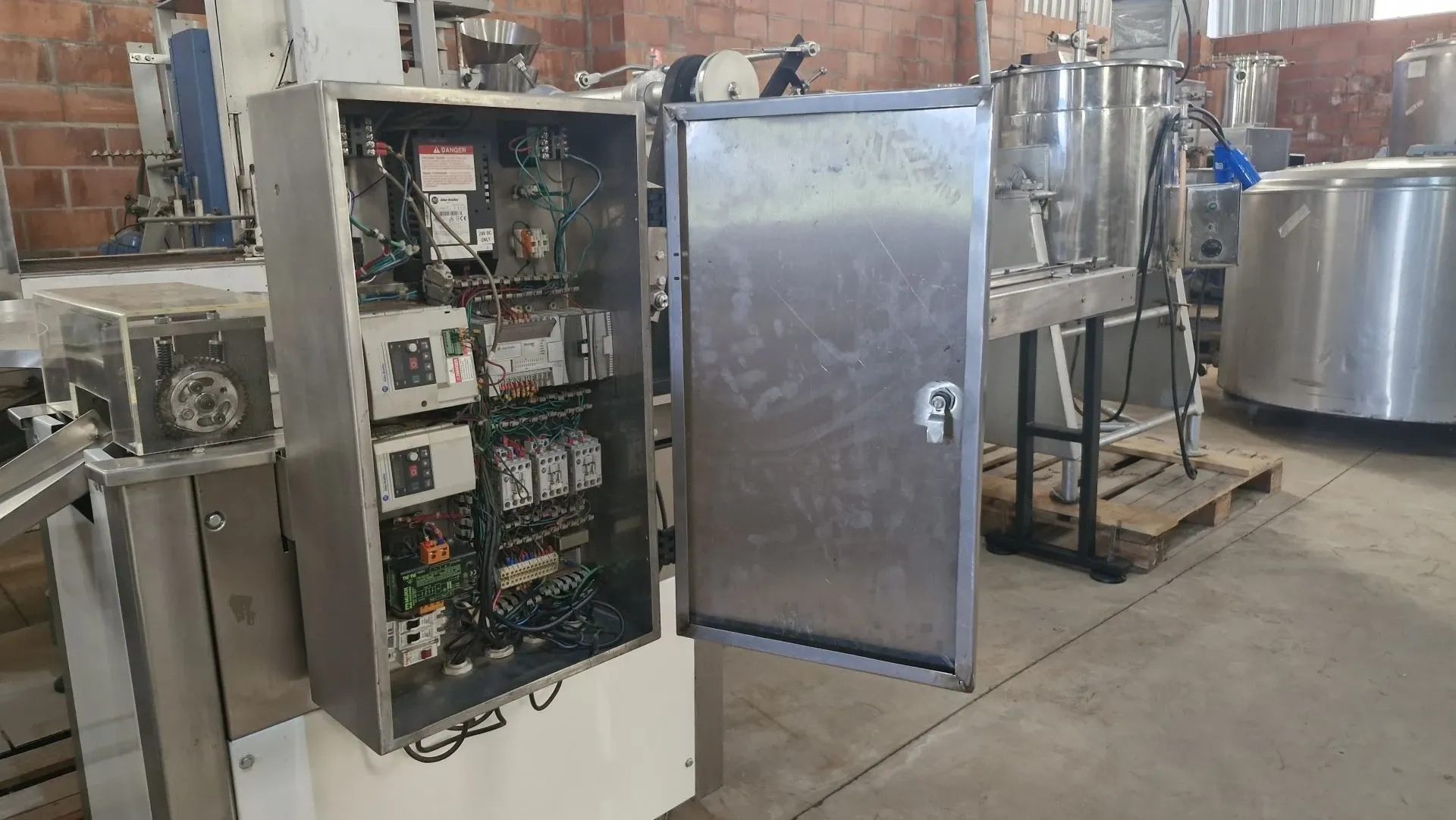 embalad-flow-pack-marca-r-camargo-modelo-mega-pack-II